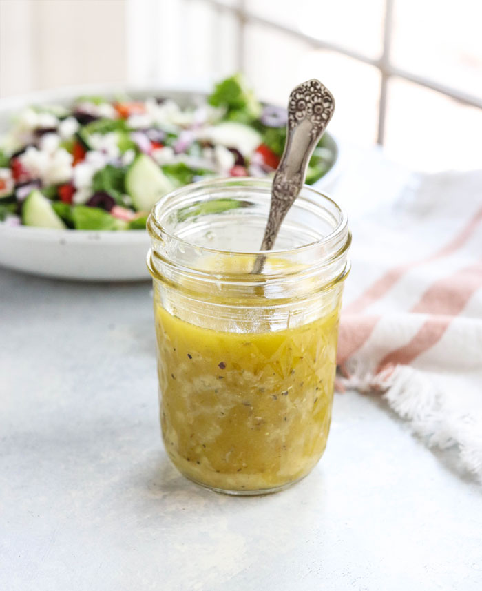 greek-salad-dressing.jpg