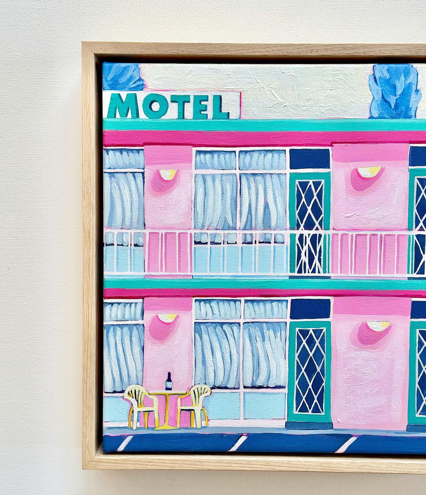 🩷💙💚
Our country motels have the coolest mid century elements - a lot of them just need some TLC and a paint job. I think these colours would be cute! 
All ready for the &lsquo;Town &amp; Country&rsquo; exhibition on 30 Oct. @thepeisleystgallery al