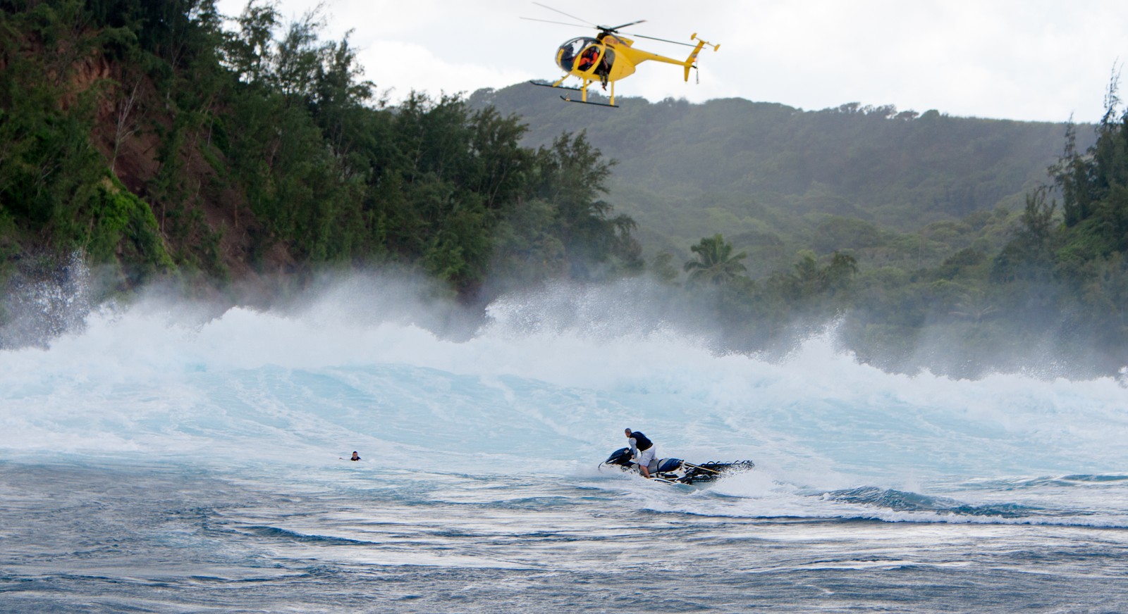 BigWaveSafetyFPomper0751-e1446743715564-1600x872.jpg