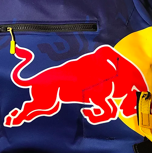Upvest 4 pull custom Red Bull..png