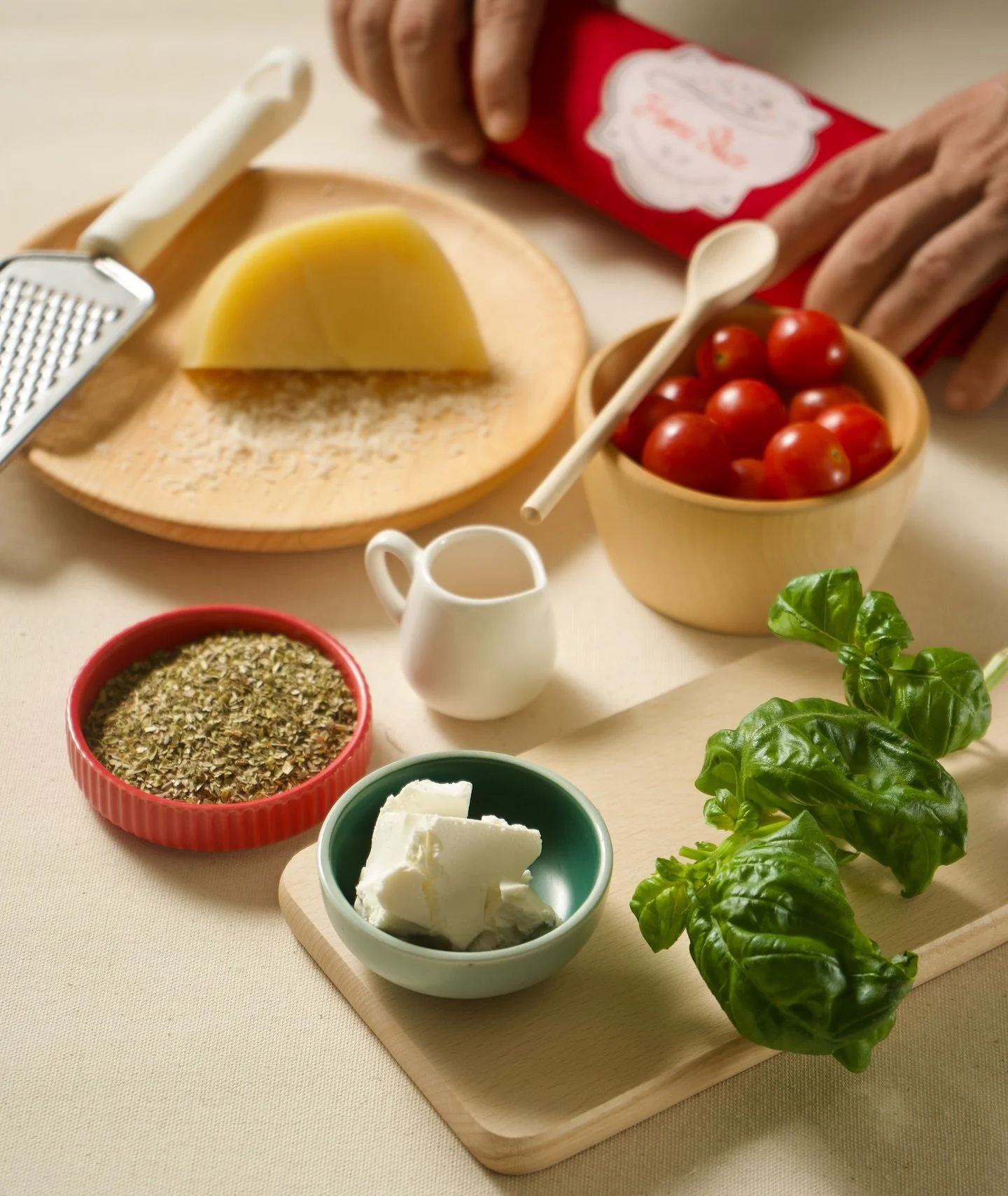 We use the best quality ingredients only .

Cherry tomatoes come from a farm up north 
Organic oregano from a farm in Rajasthan
Basil from Hydroponic farms in kolkata 
Parmesan from Italy 
Feta from France 

And as a company we believe that less is m