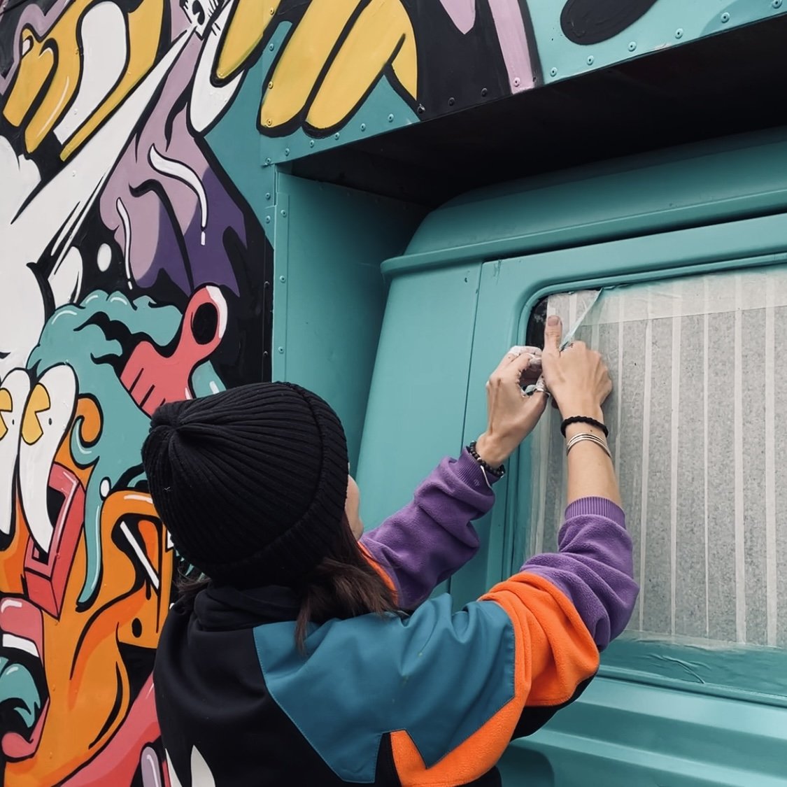 spray painted van design