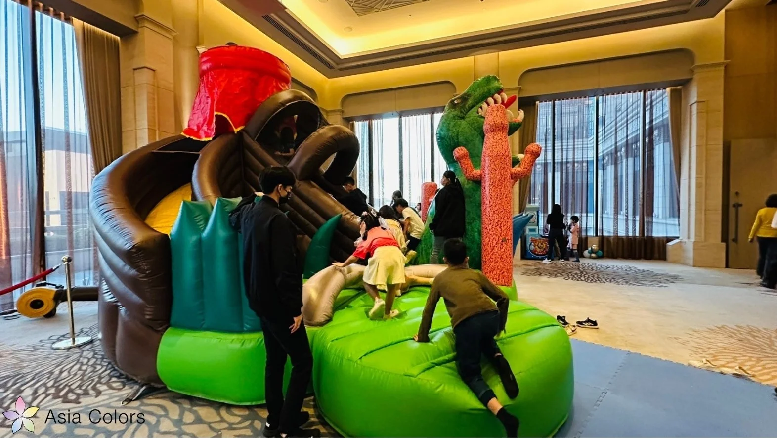 LINE_ALBUM_marcus生日派對_250223_23.jpg