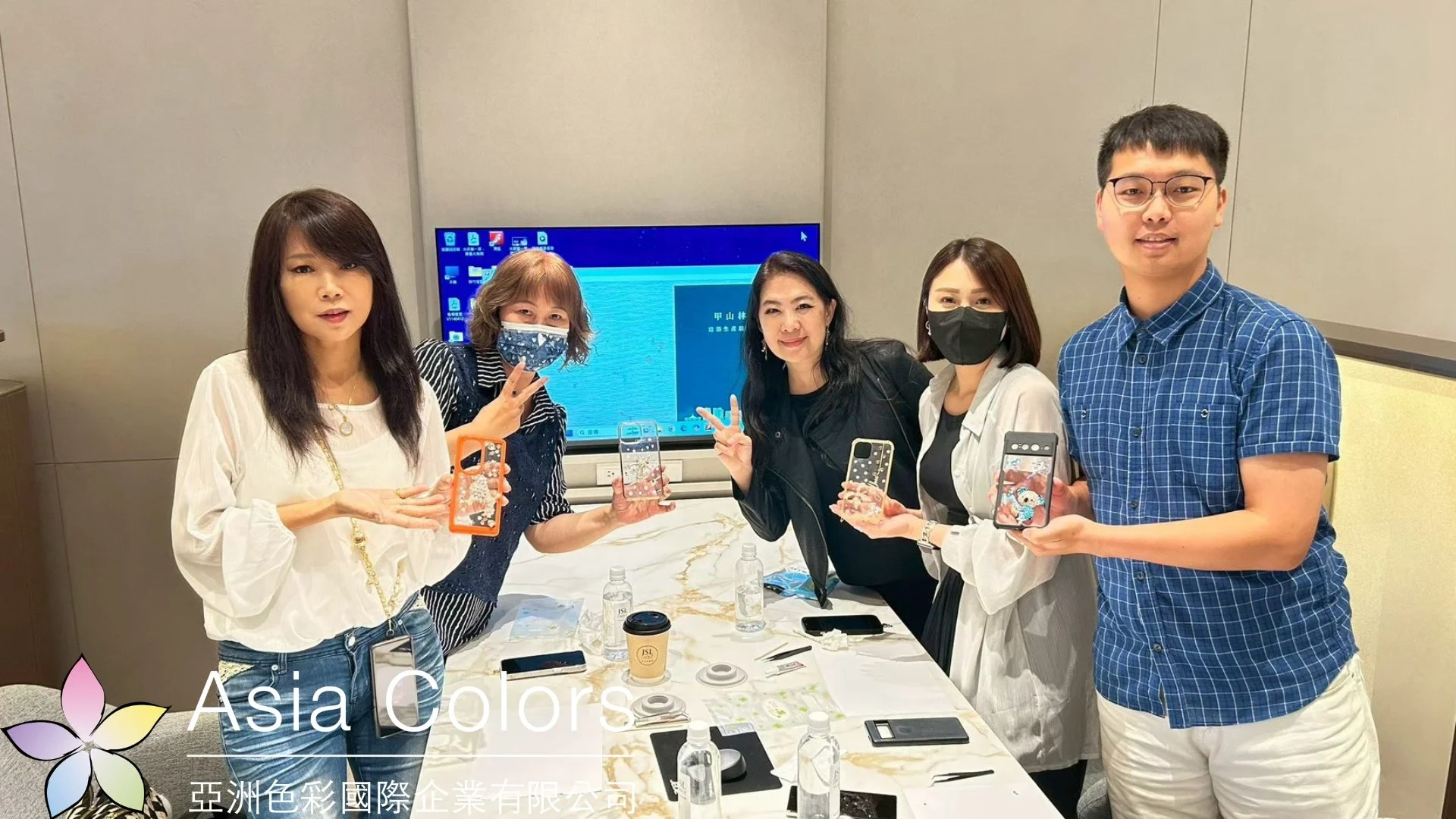 LINE_ALBUM_20250726板橋手機貼鑽_260819_2.jpg