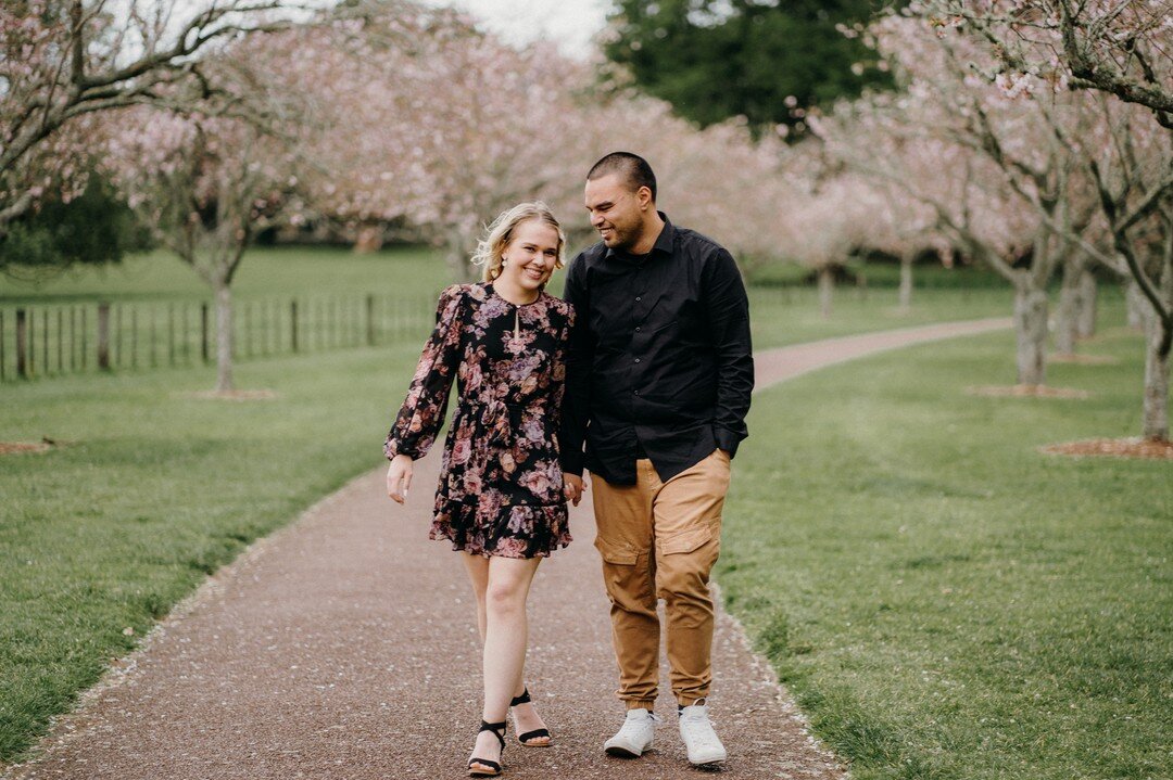 Strolling through the spring blossoms - Sophie &amp; Taylor