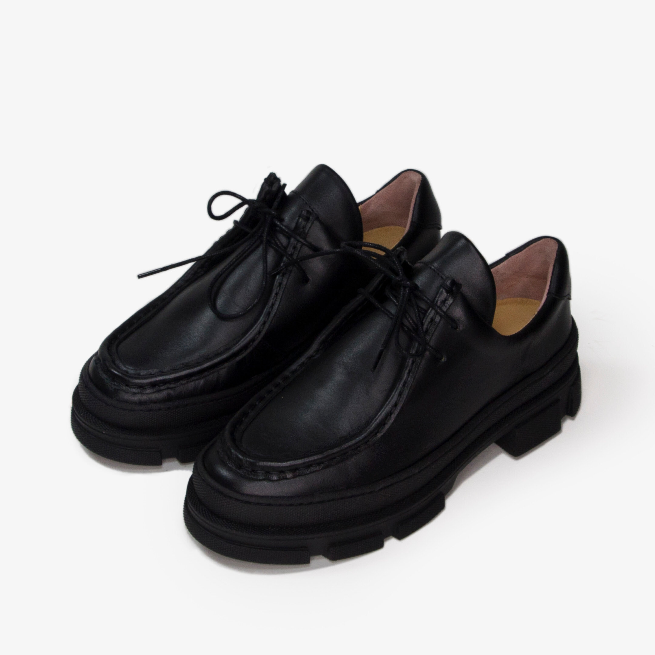 an hour and a shower — Loafer Squash Black