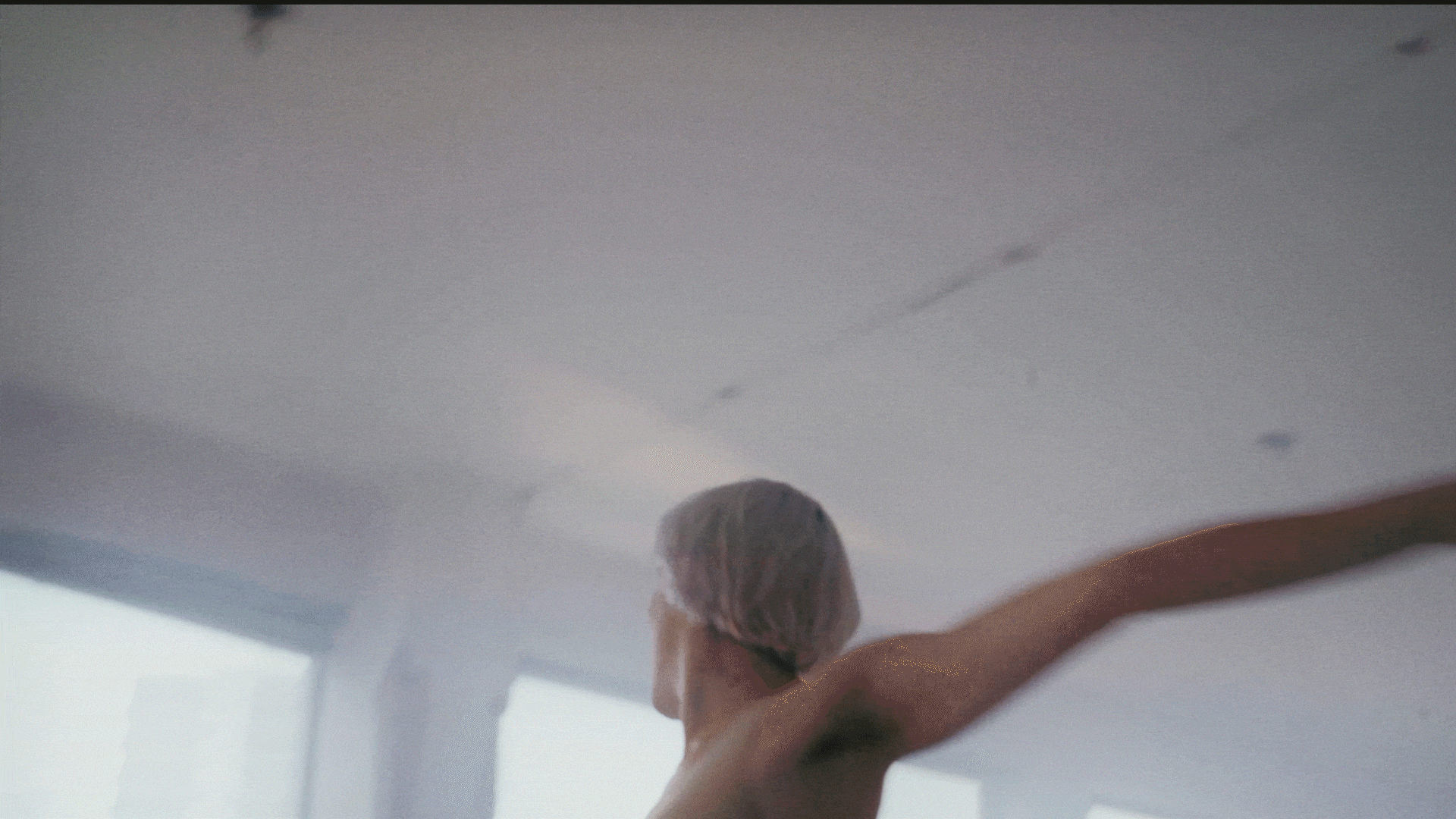 ISOLATION COMPRIMIDO BUENO.gif