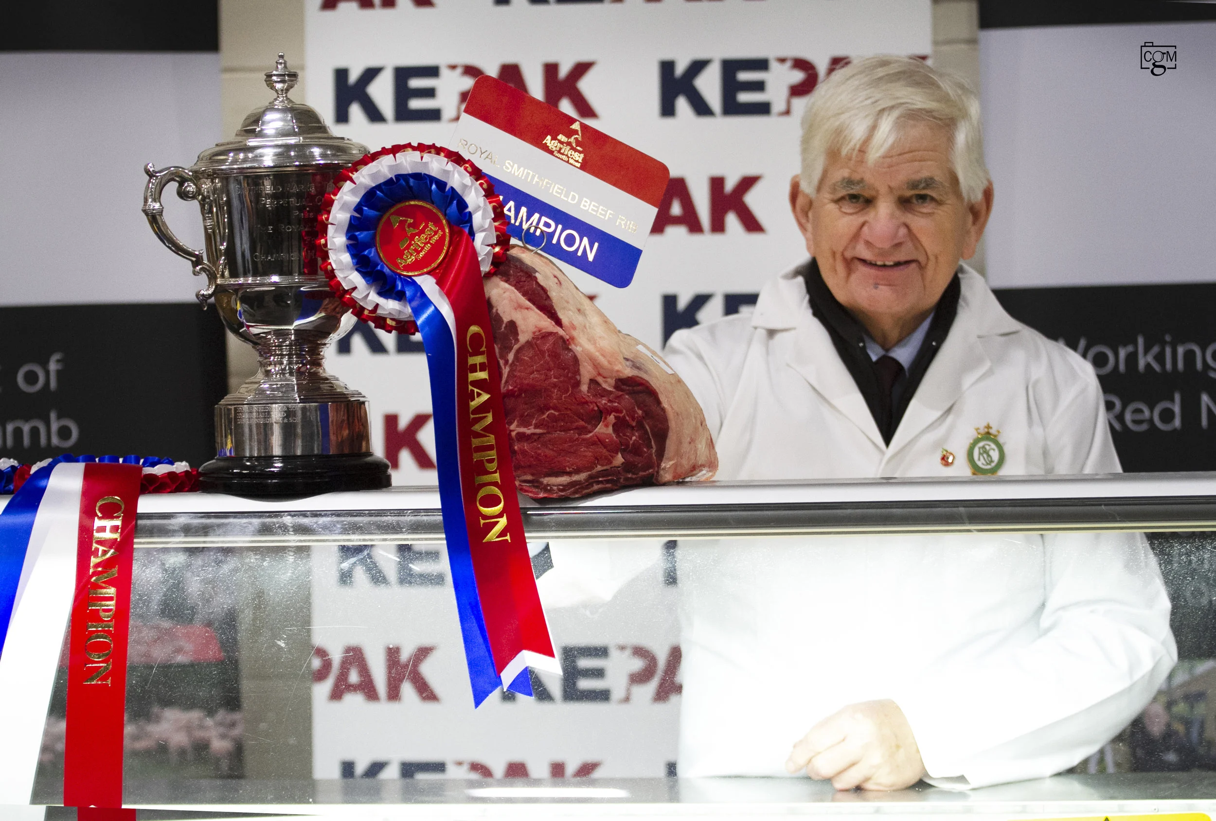 Champion Beef Rib pictured with Club Steward & Vice President Phil Henshaw