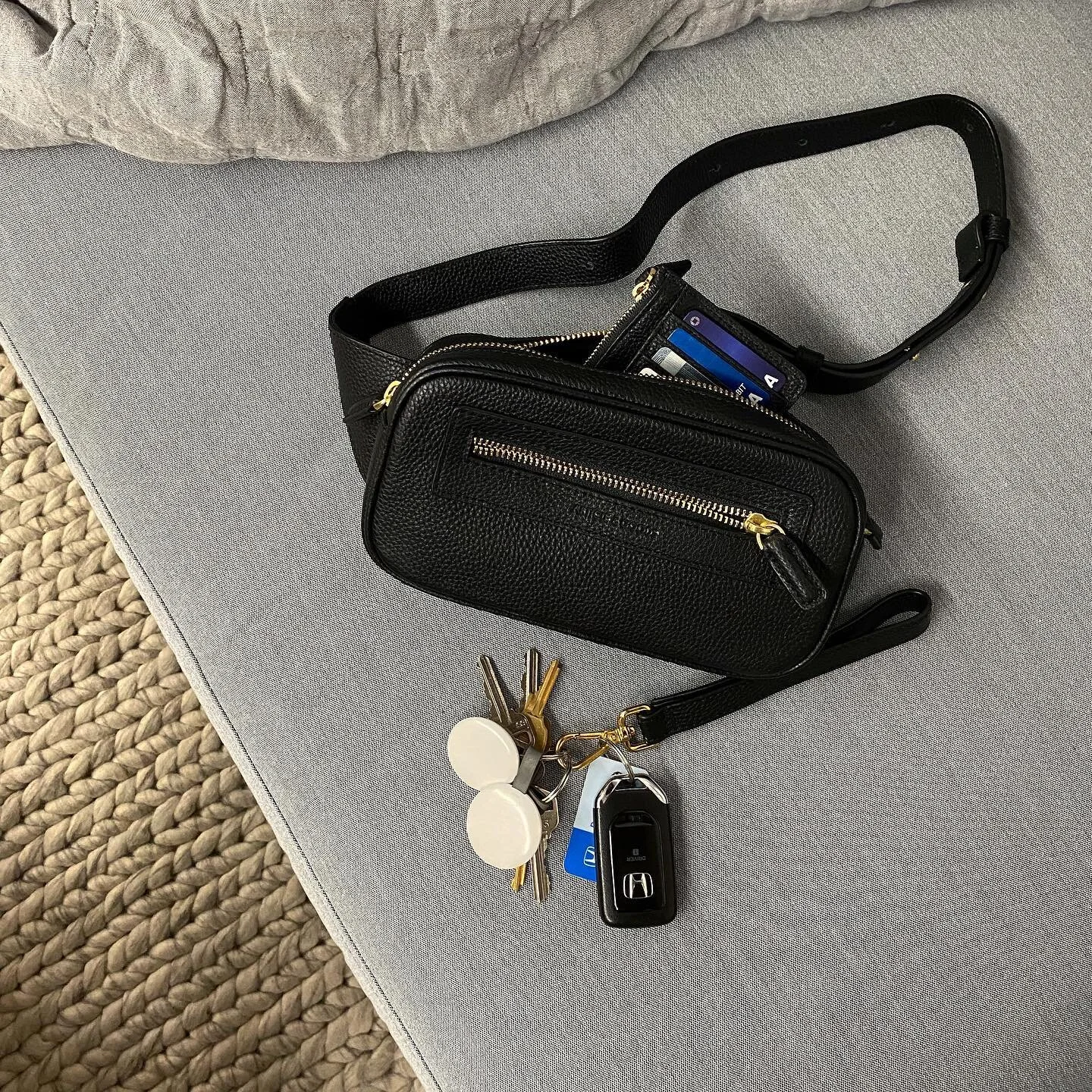 The Little Things in Life. Featured in our Mini Waist Belt Bag - No&deg; M1 - Black Pebble Grain Slim Zippy Wallet - No&deg; GG1 - Black Pebble Grain Learn more &mdash; tap for details or link in bio @articlegoods 📸: @chensams0n