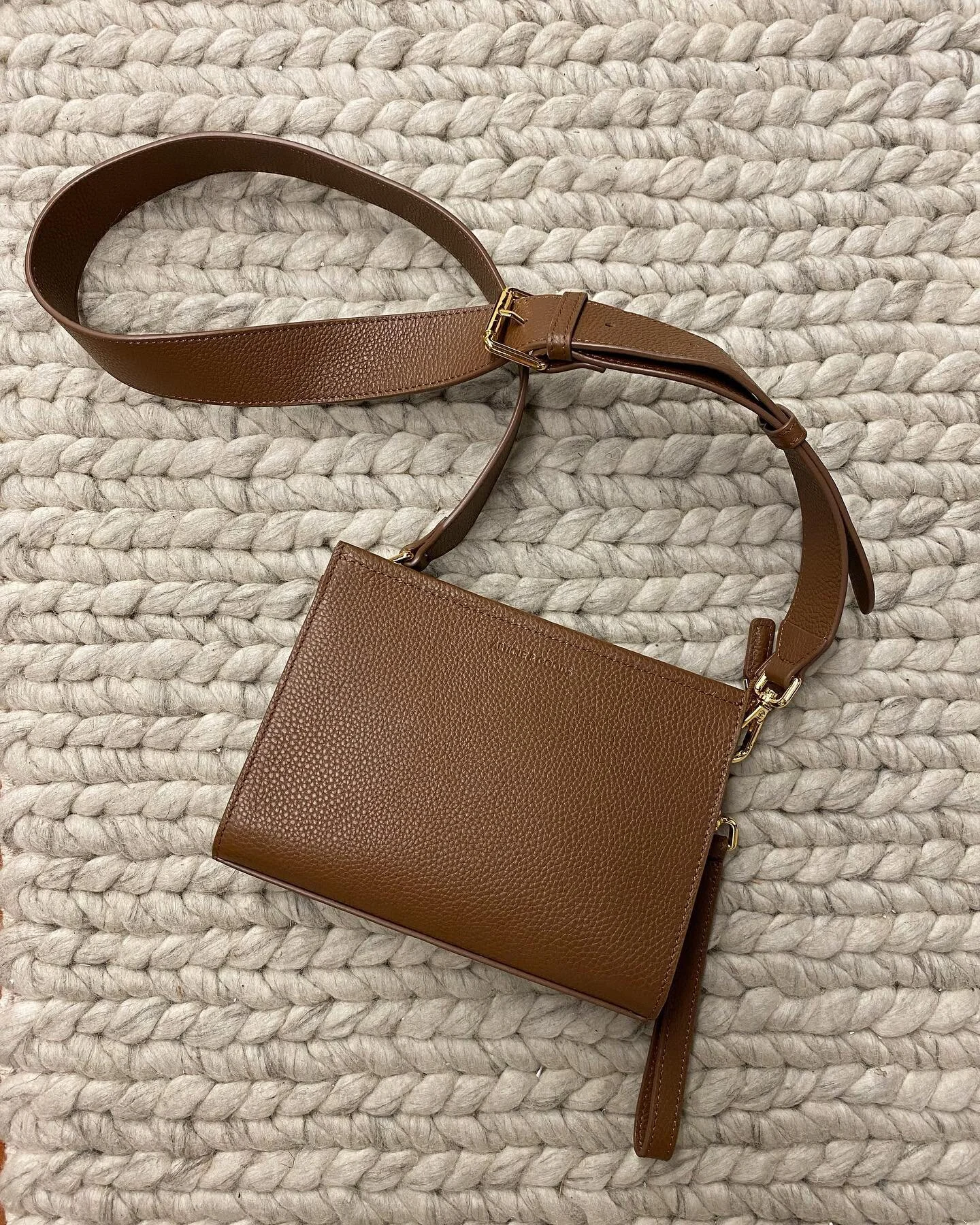 Tactile and Textures for the Senses. Featured in our Pouch Crossbody w/ Wide Strap - No&deg; U1 - Dark Brown Pebble Grain Learn more &mdash; tap for details or link in bio @articlegoods 📸: @chensams0n