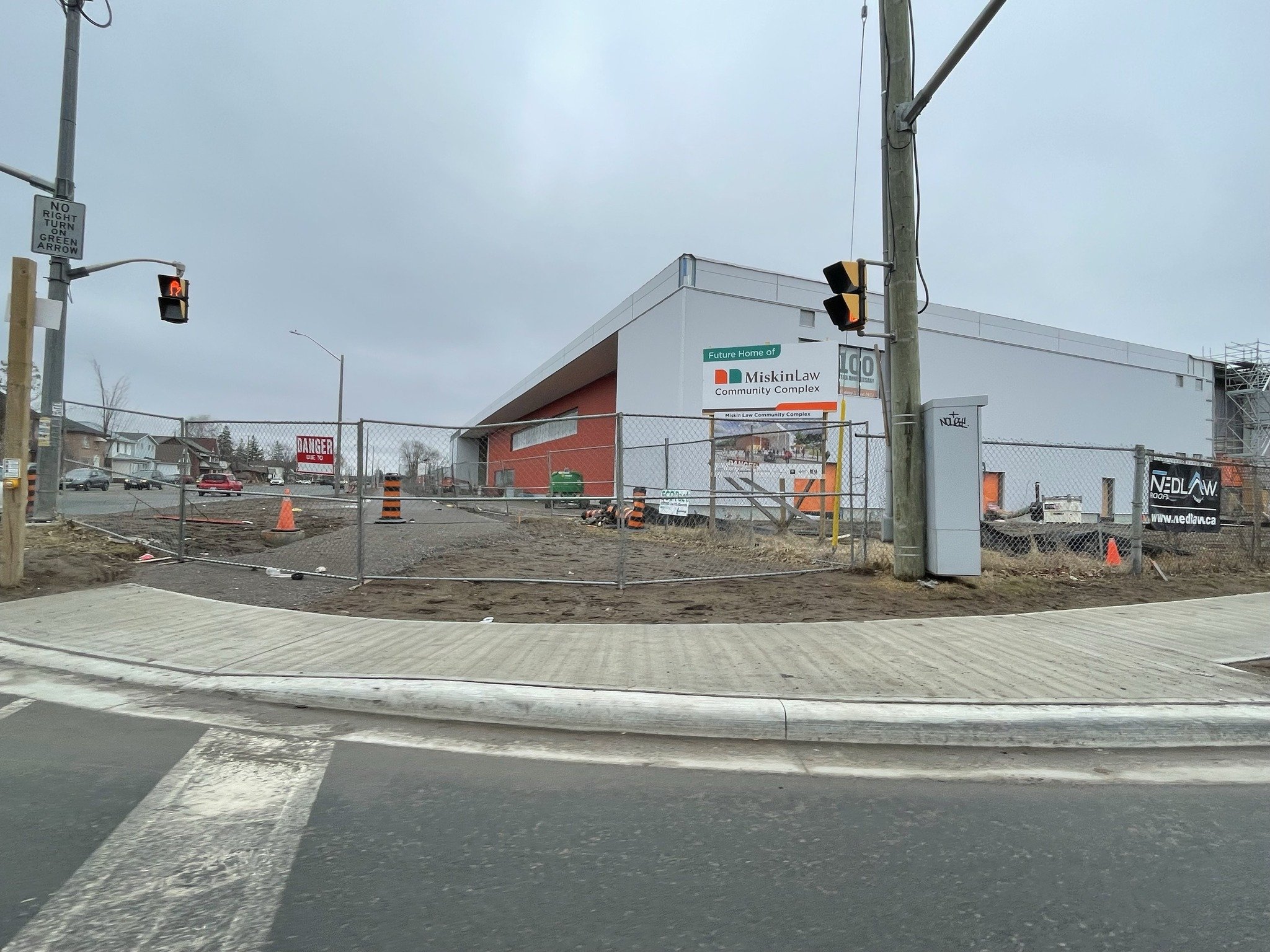 At DM Wills, we are passionate about building community and bringing community hubs like this one to life. 

We've been so excited to see the incredible progress on the new twin pad arena and library branch at Morrow Park! 

We can&rsquo;t wait to go