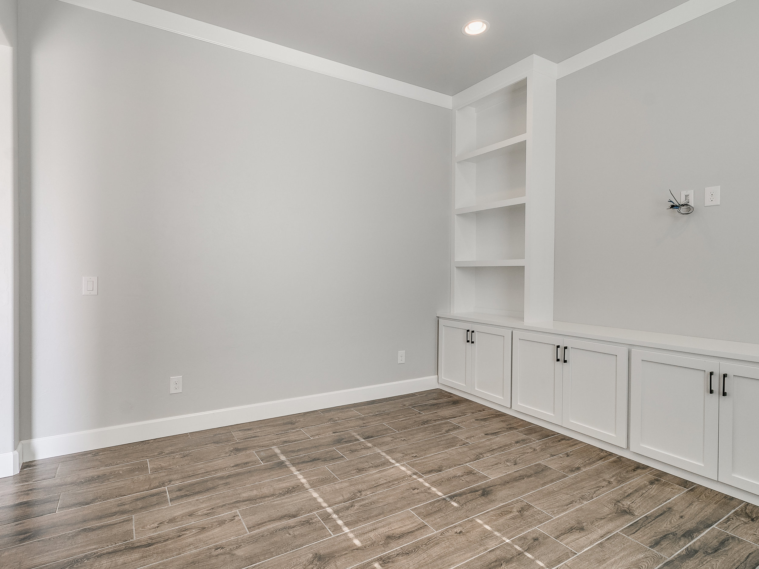 12808_Shenandoah_Dr-MLS-3.jpg