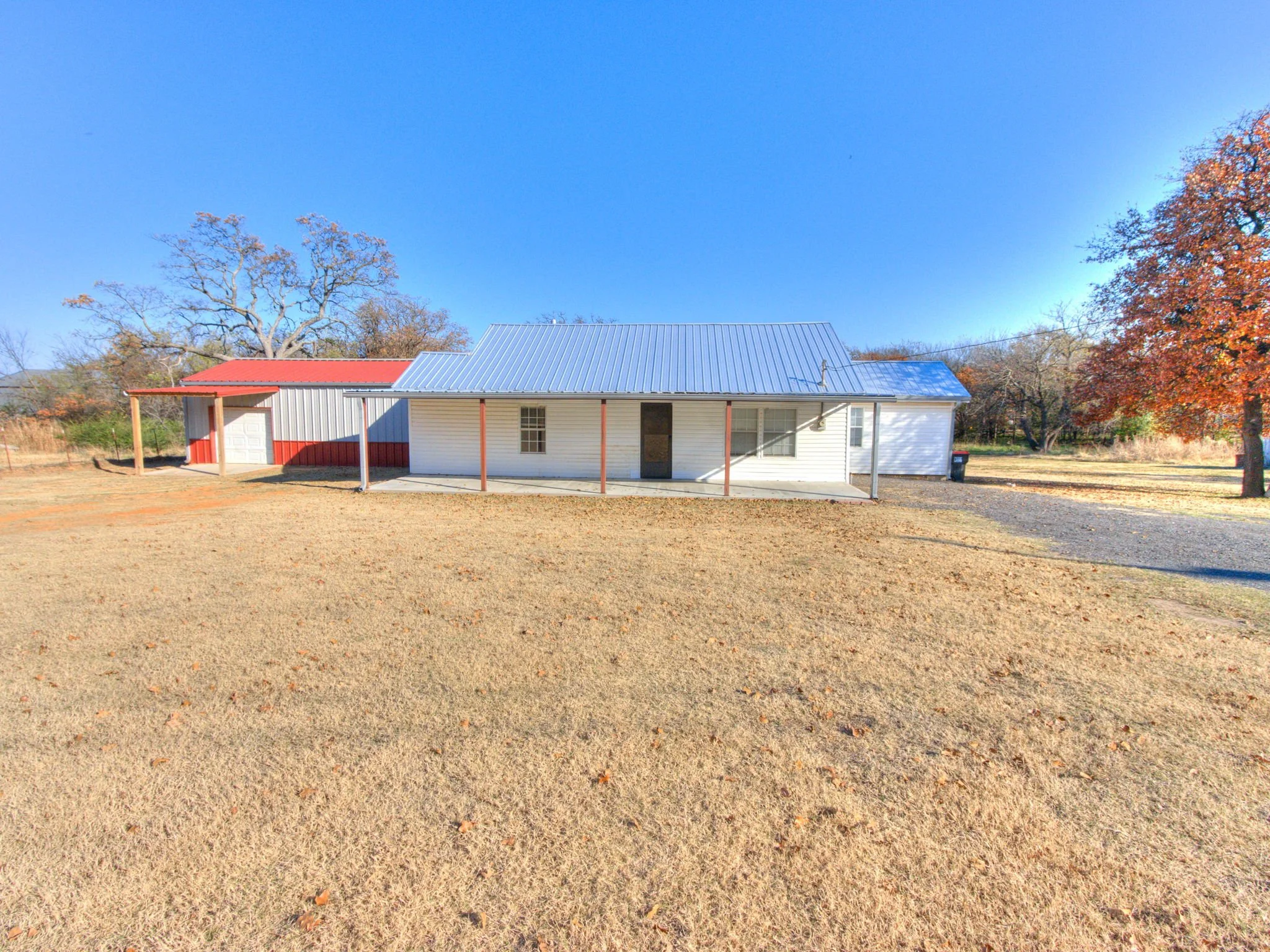 3-web-or-mls-9224 Barnes Dr-3.jpg