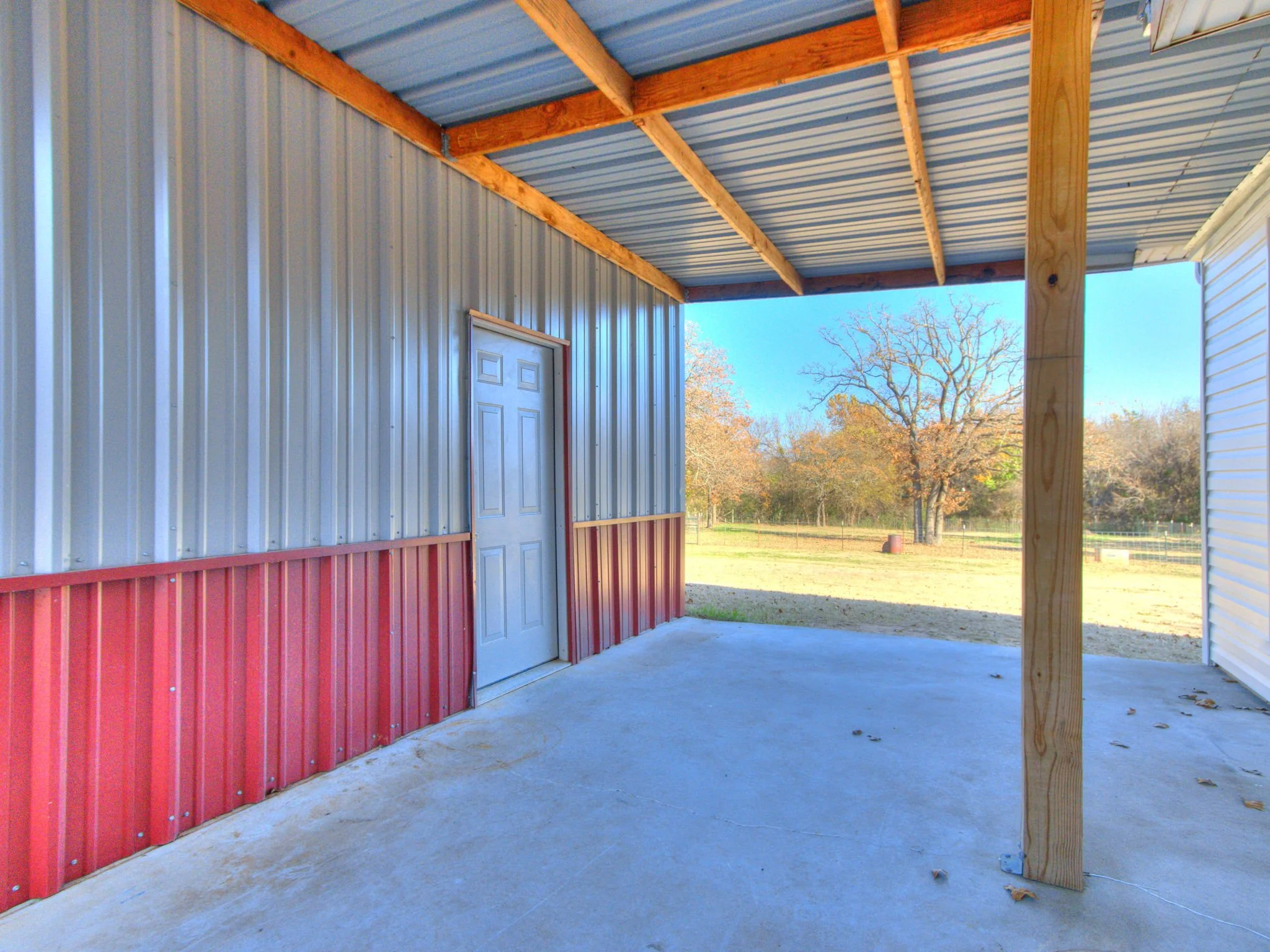 10-web-or-mls-9224 Barnes Dr-10.jpg