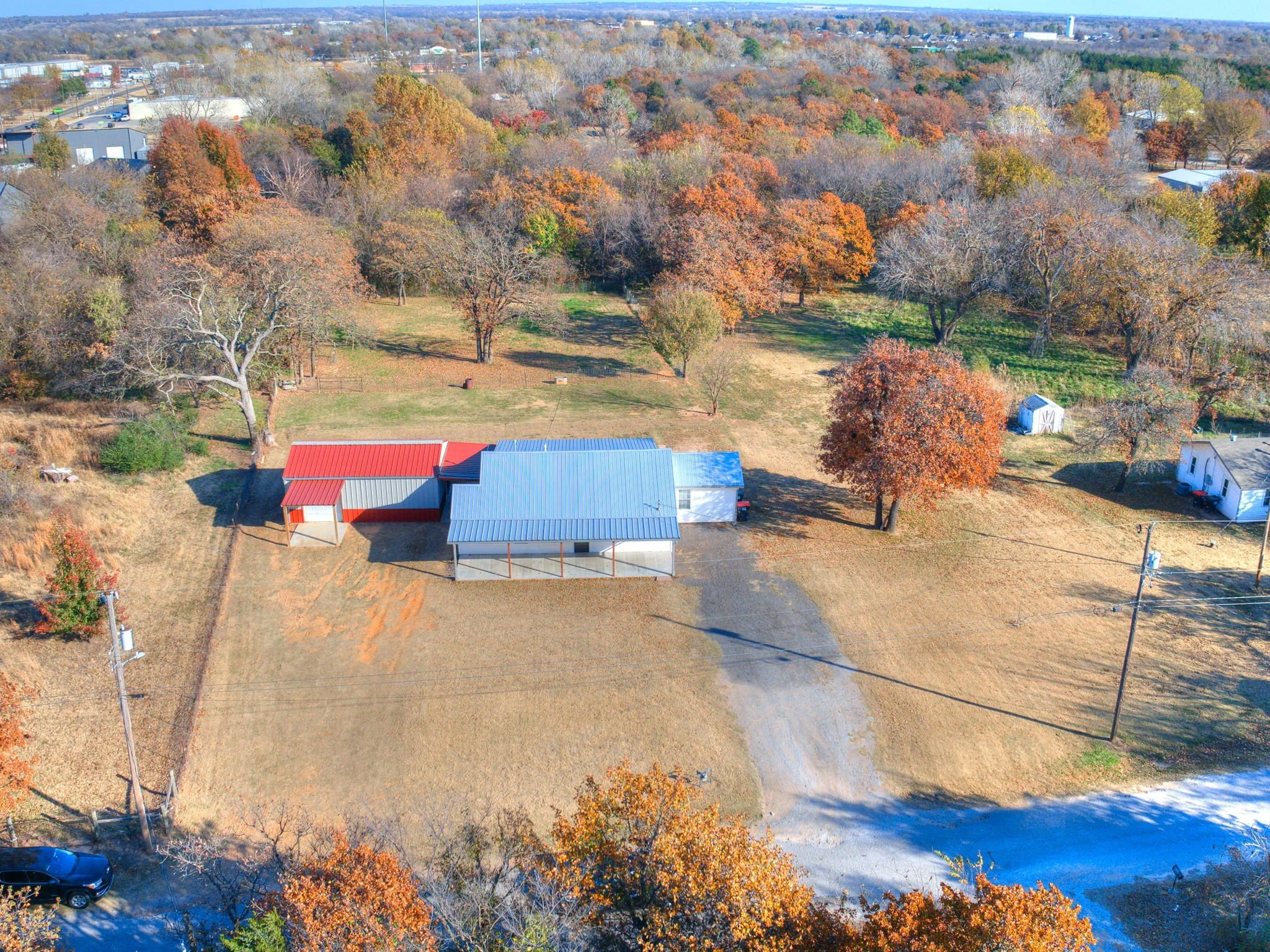 18-web-or-mls-9224 Barnes Dr-18.jpg