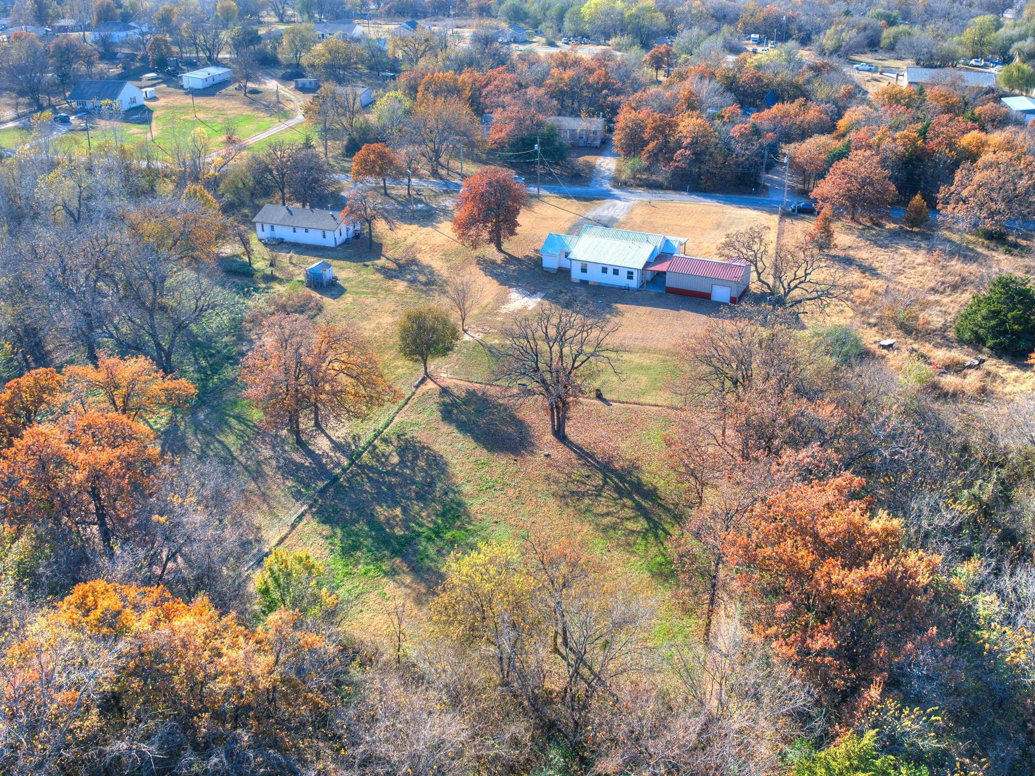 24-web-or-mls-9224 Barnes Dr-24.jpg