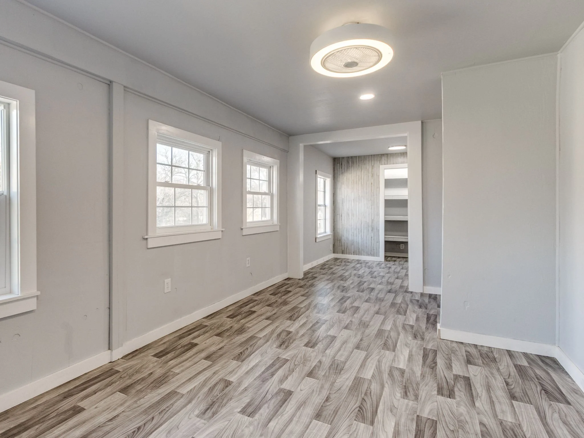 54-web-or-mls-9224 Barnes Dr-54.jpg
