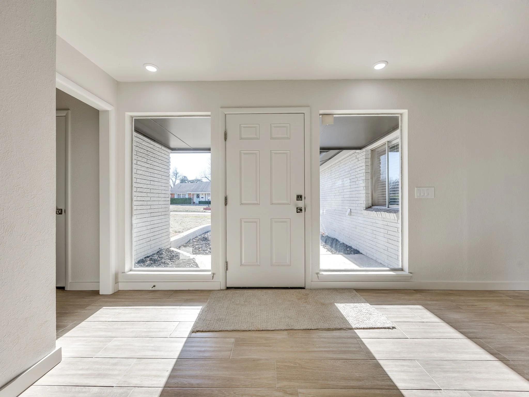 9-web-or-mls-4405 NW 59th St-10.jpg