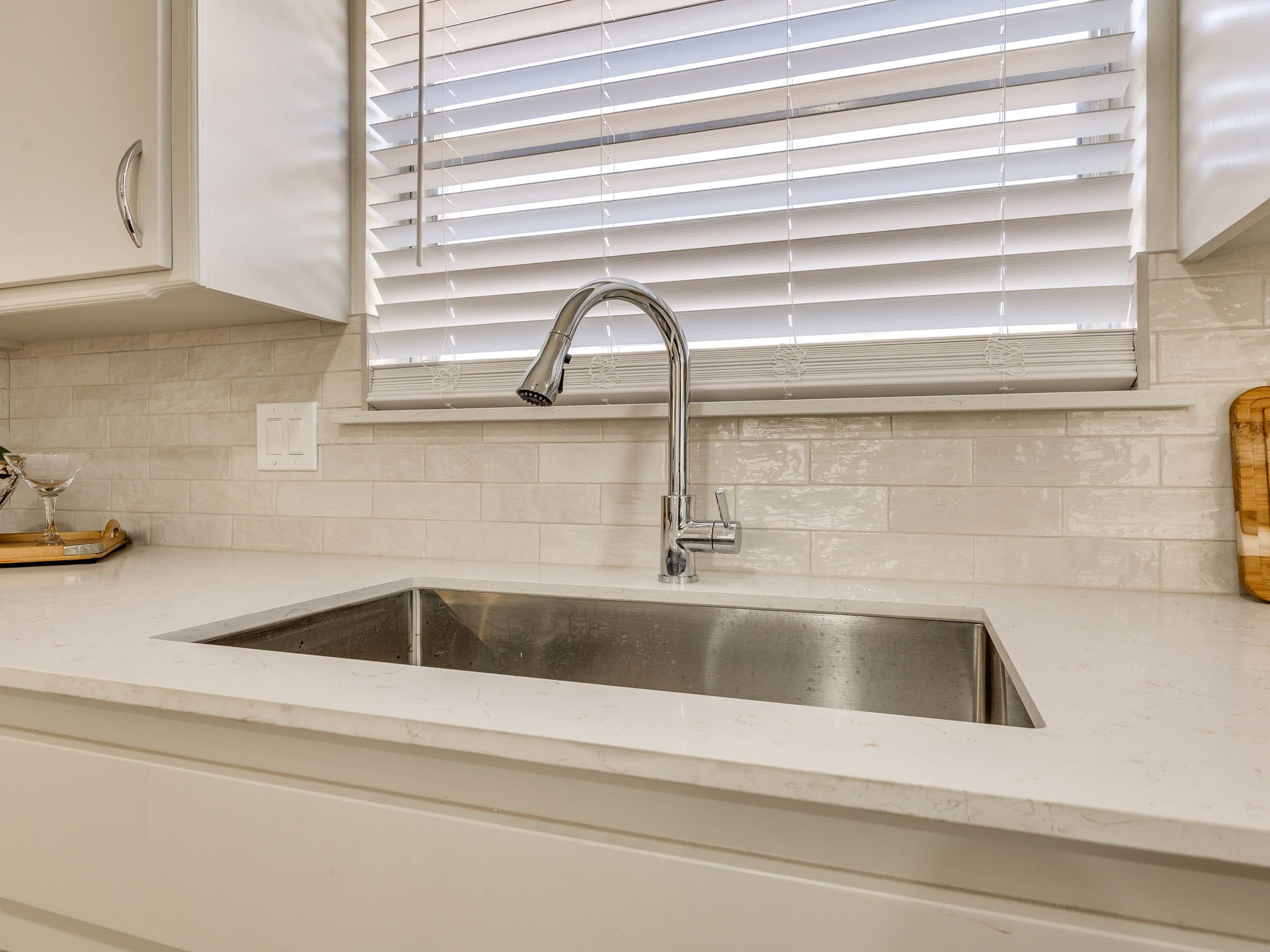 18-web-or-mls-4405 NW 59th St-19.jpg