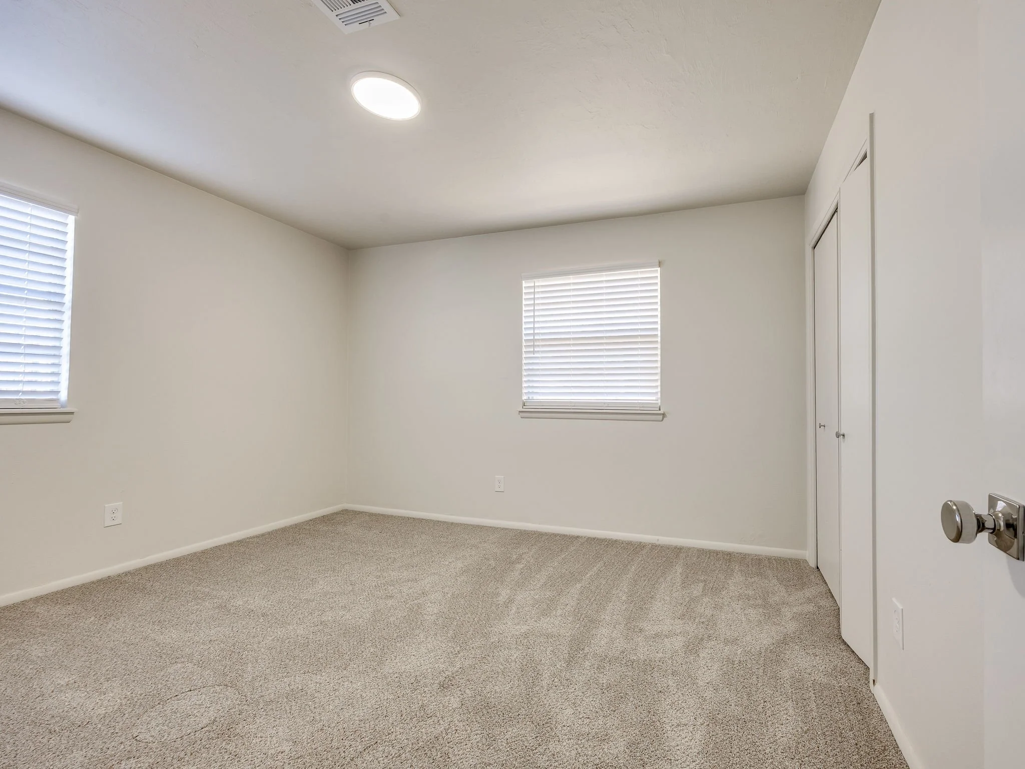 33-web-or-mls-4405 NW 59th St-34.jpg