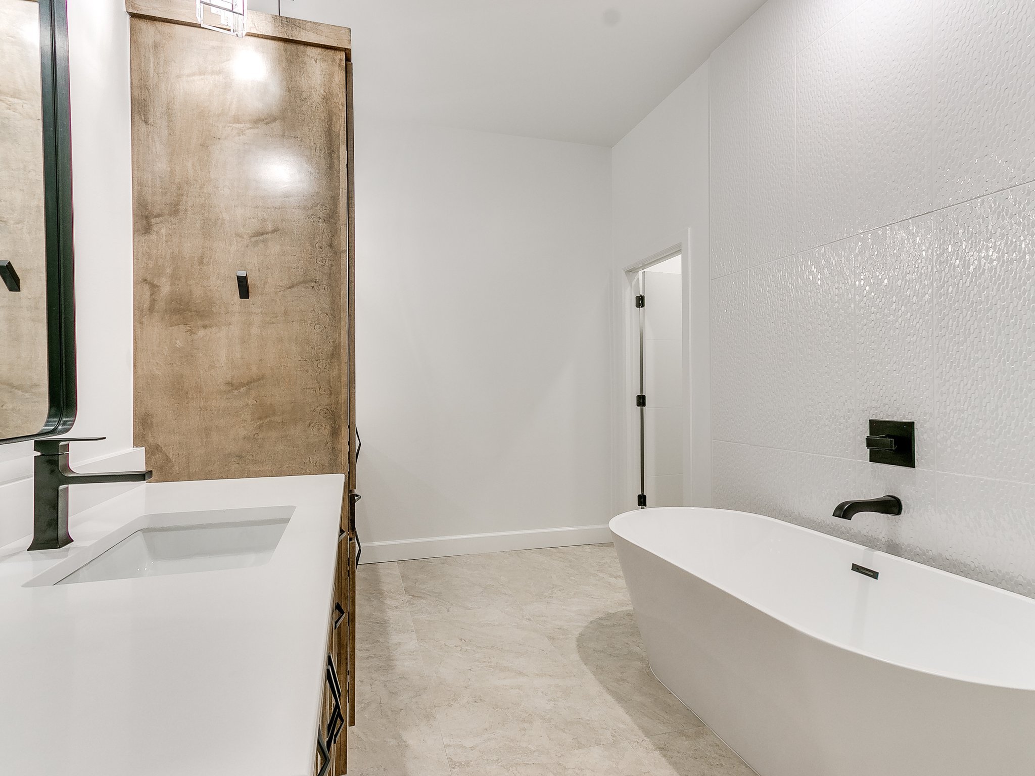 45-web-or-mls-2433 SW 127th St-46.jpg
