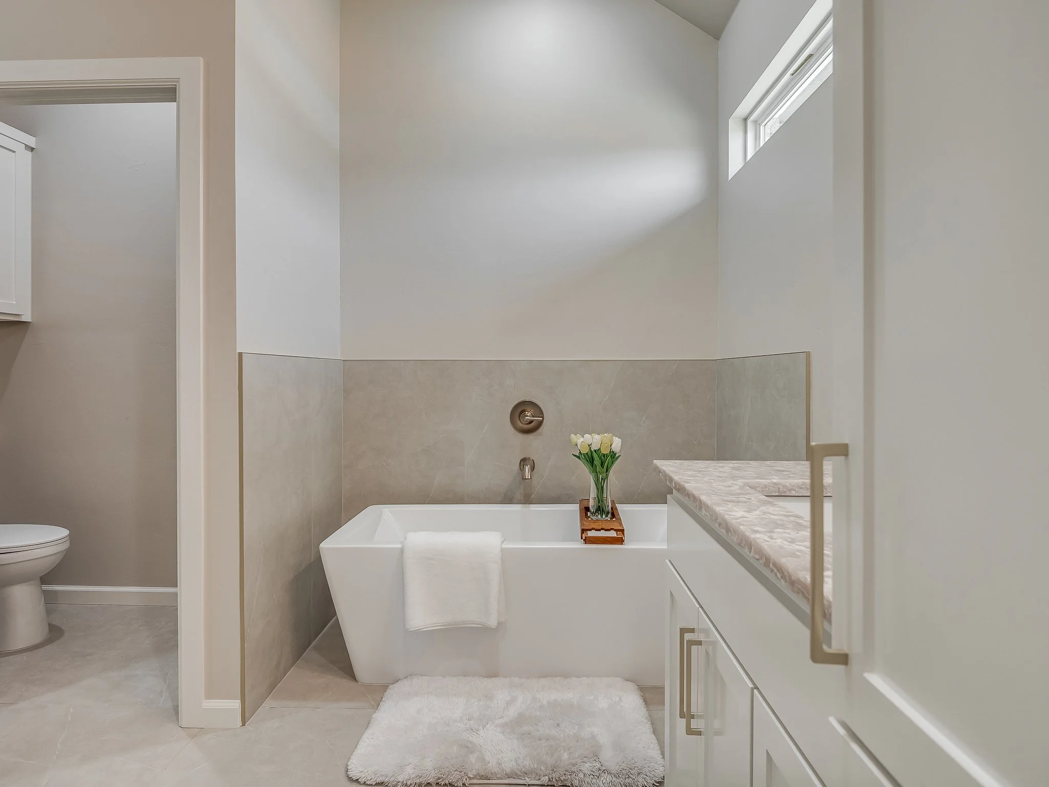 25187 Ethan St-37.jpg