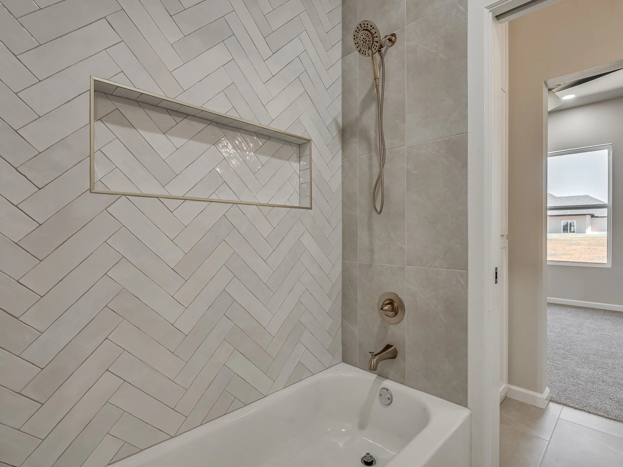 25187 Ethan St-51.jpg