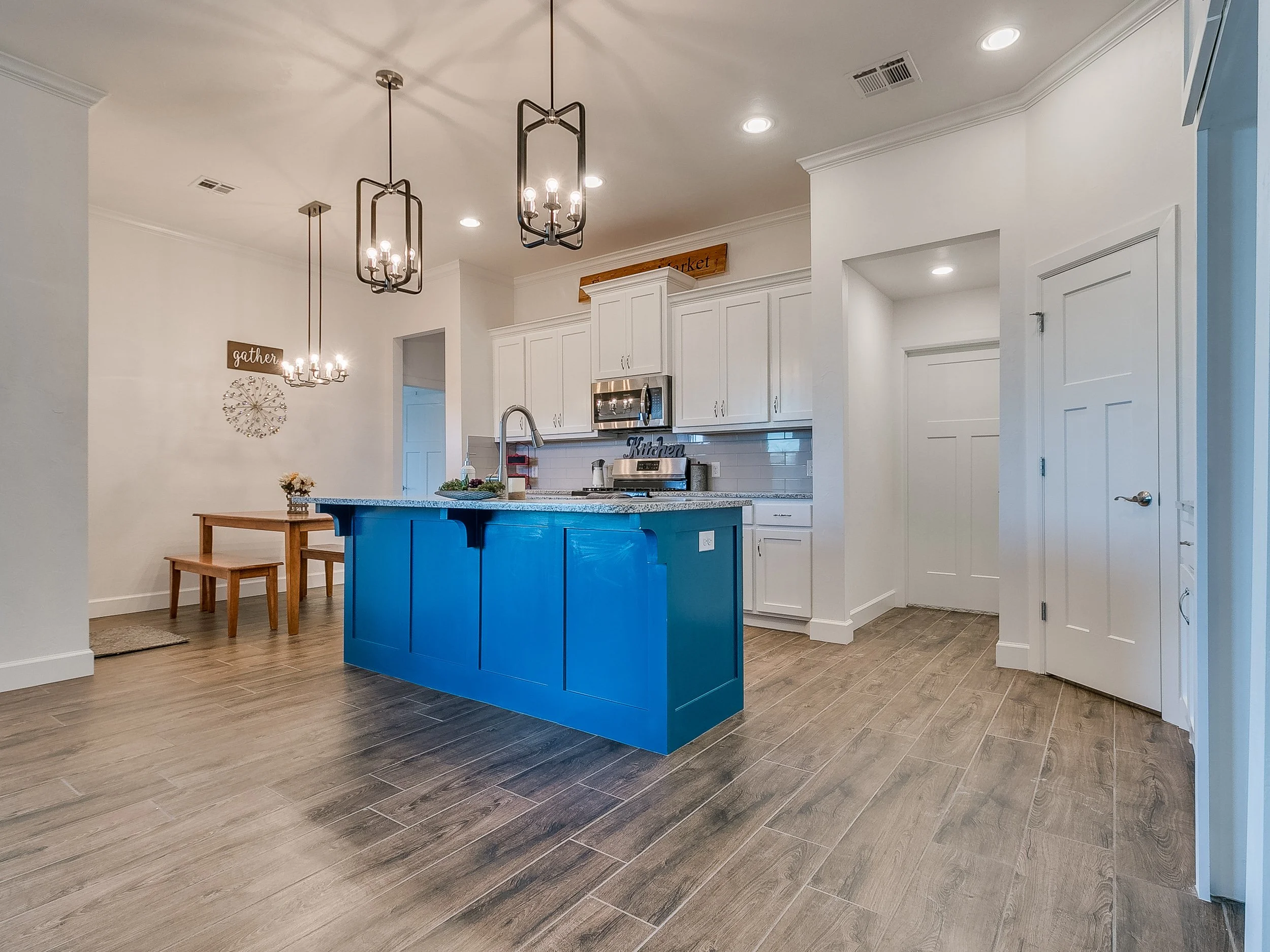 1215_NW_17th_PL-MLS-38.jpg