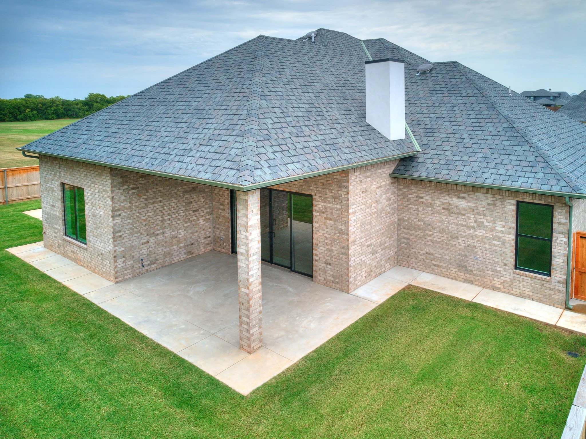 16-web-or-mls-2433 SW 127th St-17.jpg