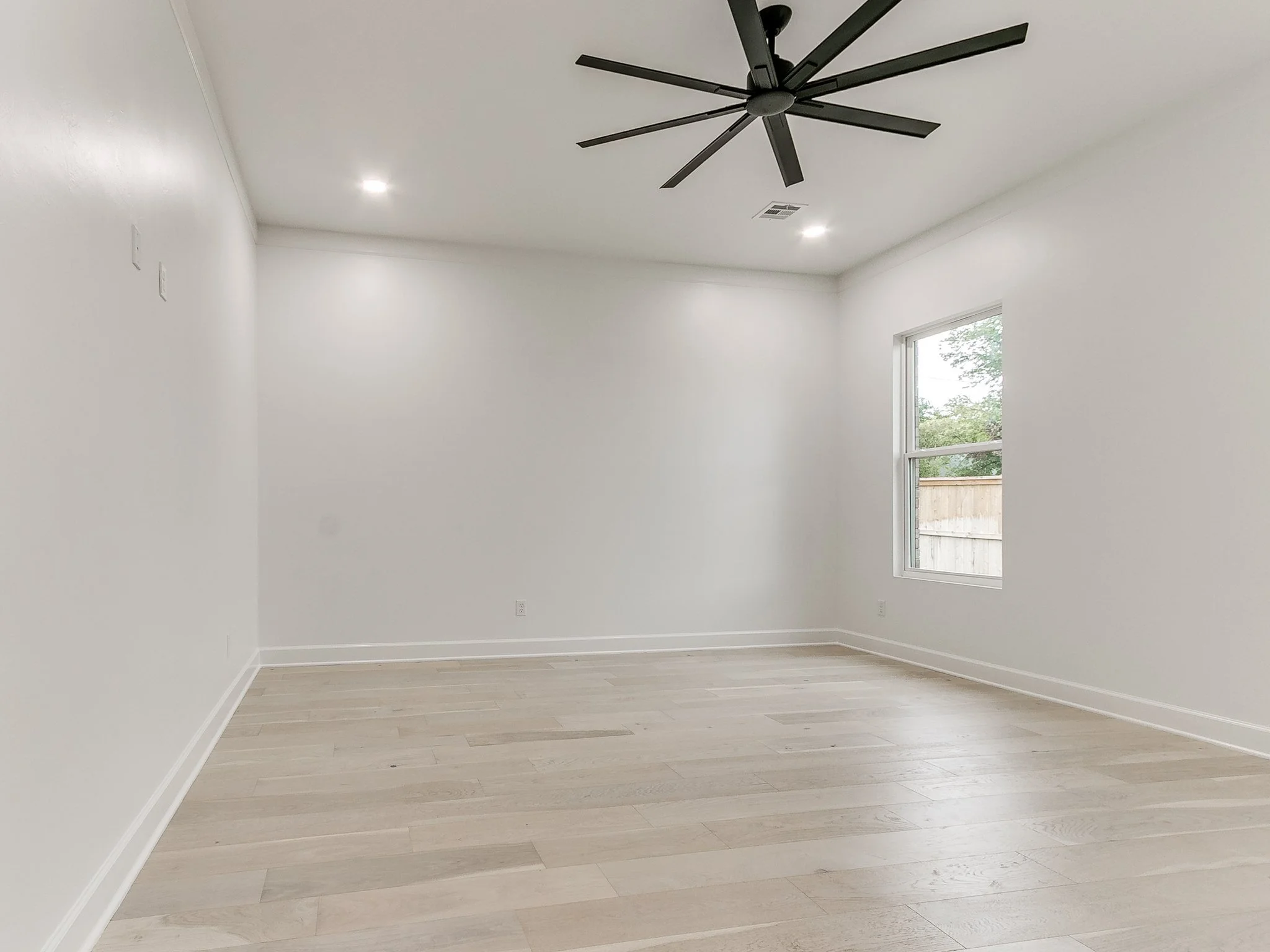 40-web-or-mls-2433 SW 127th St-41.jpg