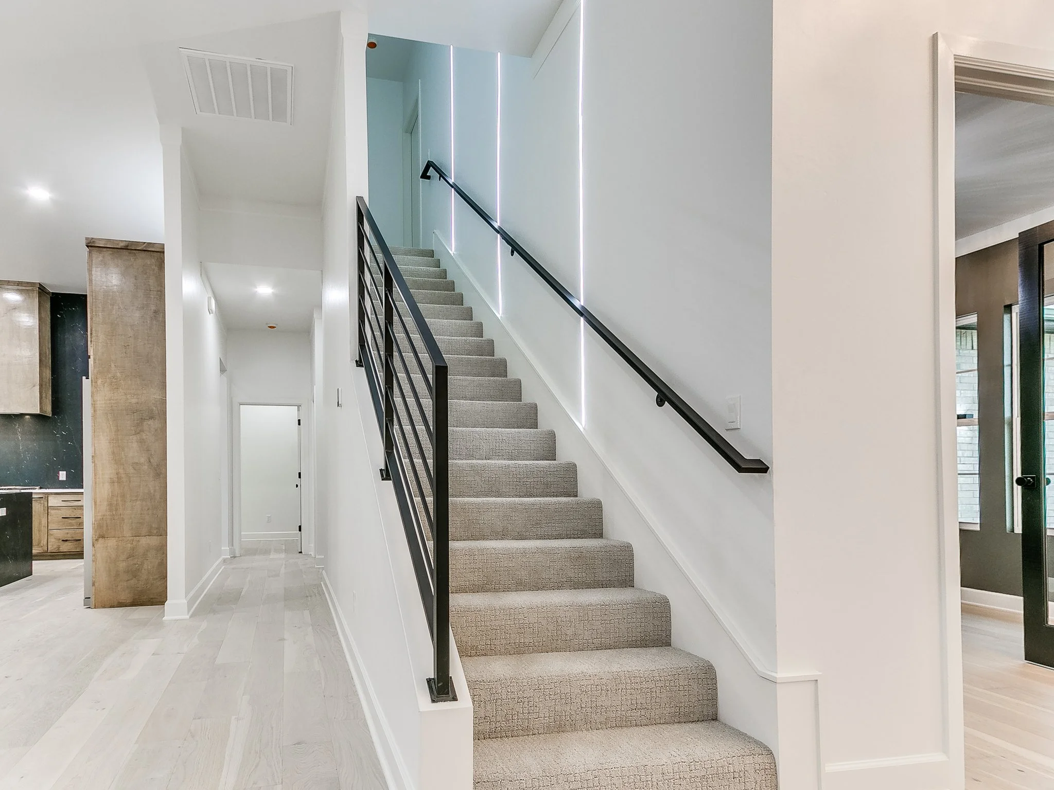 59-web-or-mls-2433 SW 127th St-60.jpg
