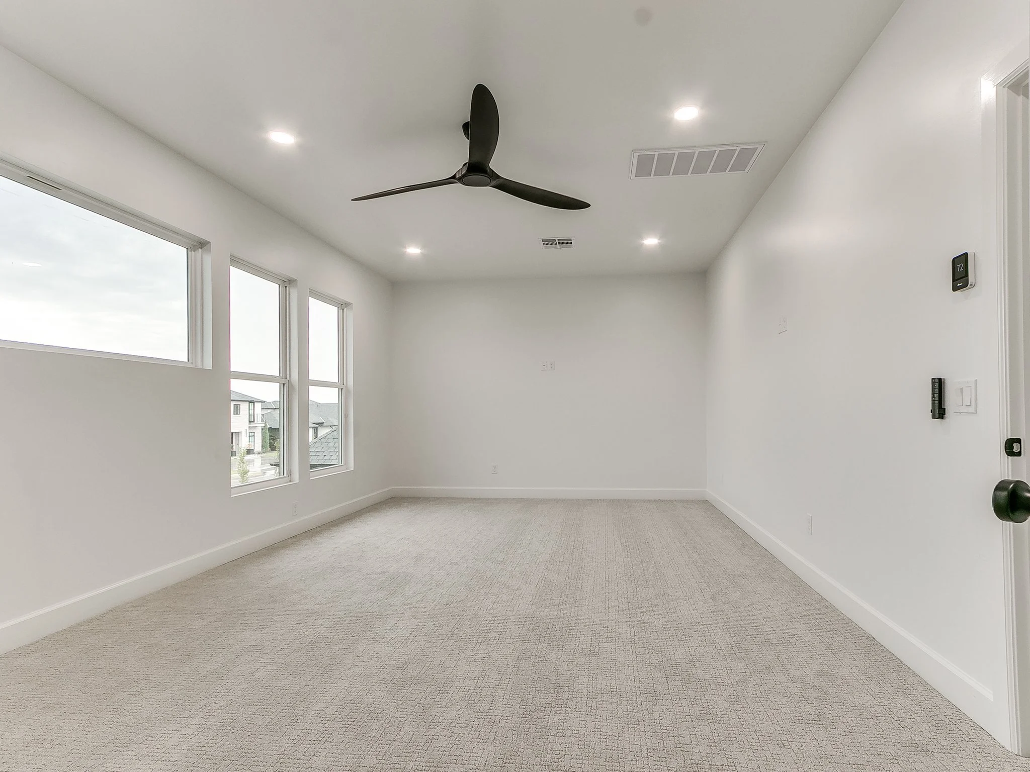 61-web-or-mls-2433 SW 127th St-62.jpg