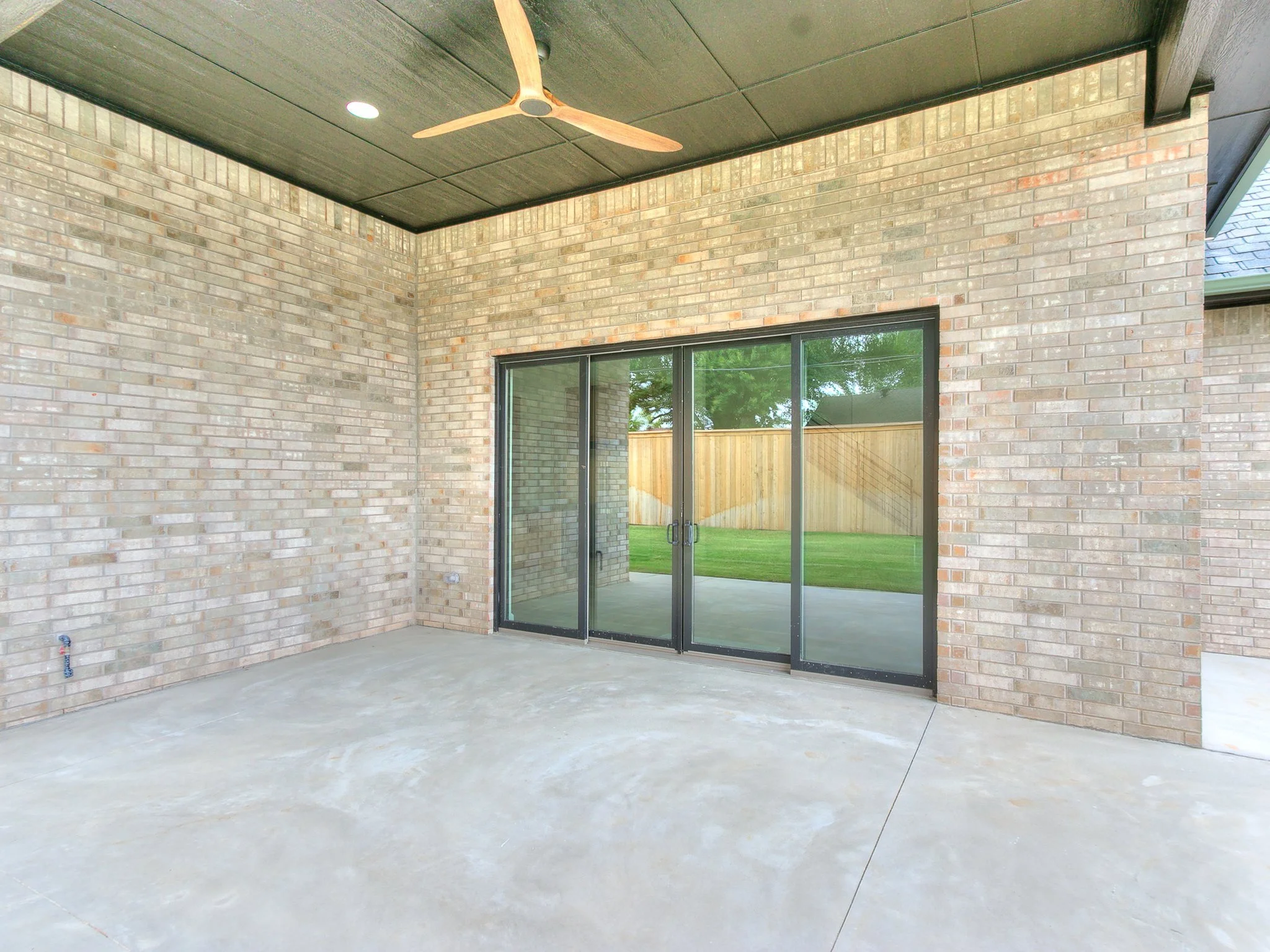 68-web-or-mls-2433 SW 127th St.jpg