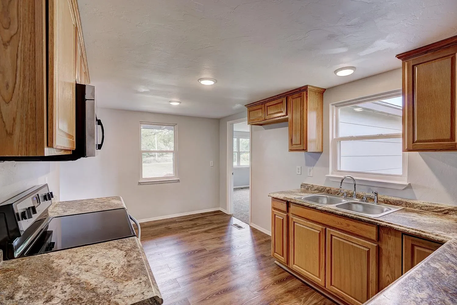 COLTRANE KITCHEN 1.webp