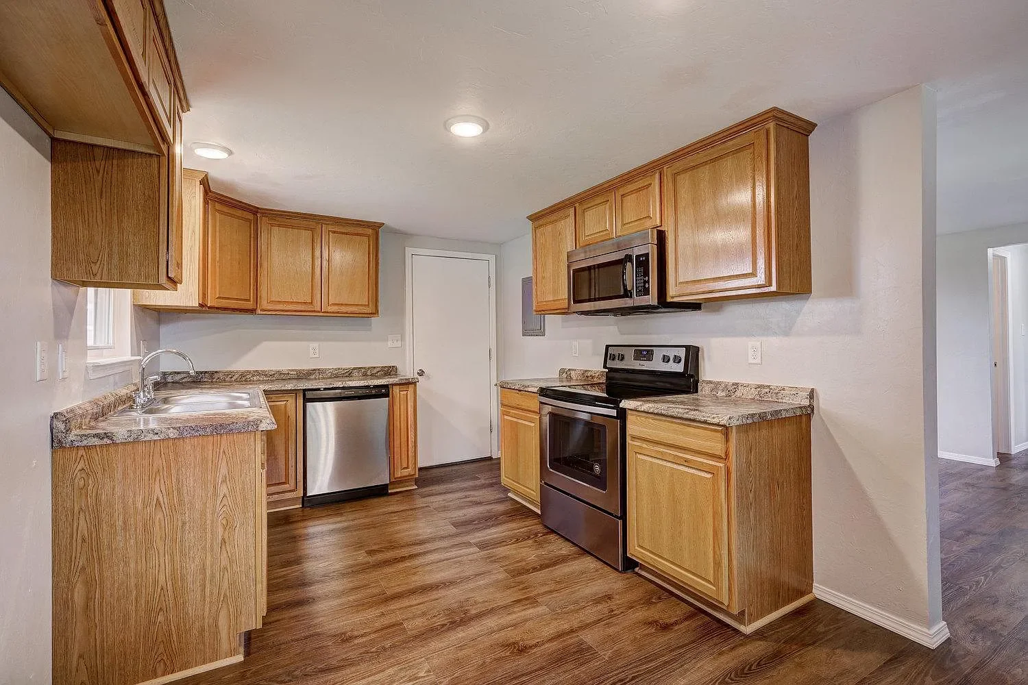 COLTRANE KITCHEN 2.webp