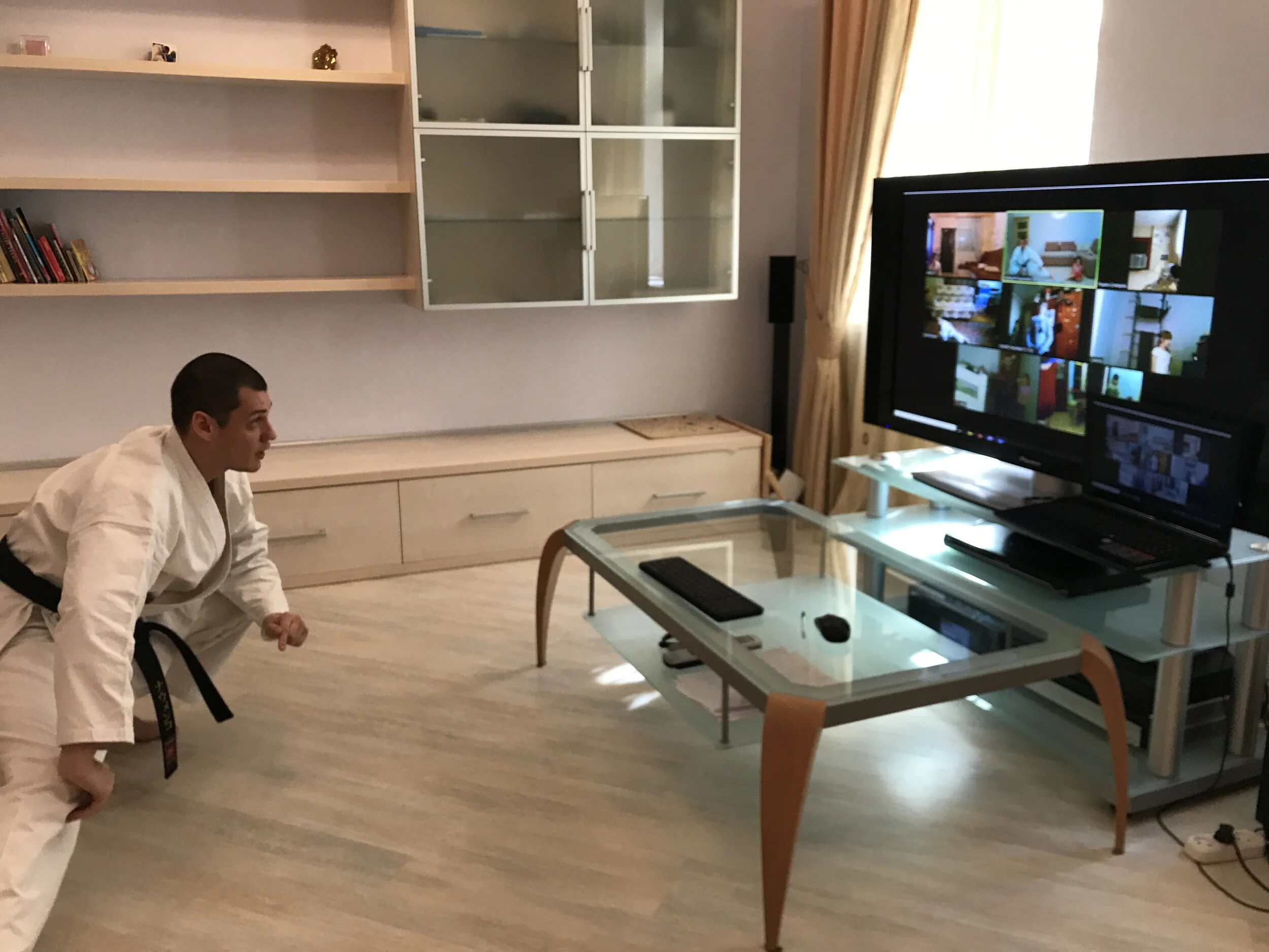 Карантин не став на заваді нашим каратистам :)