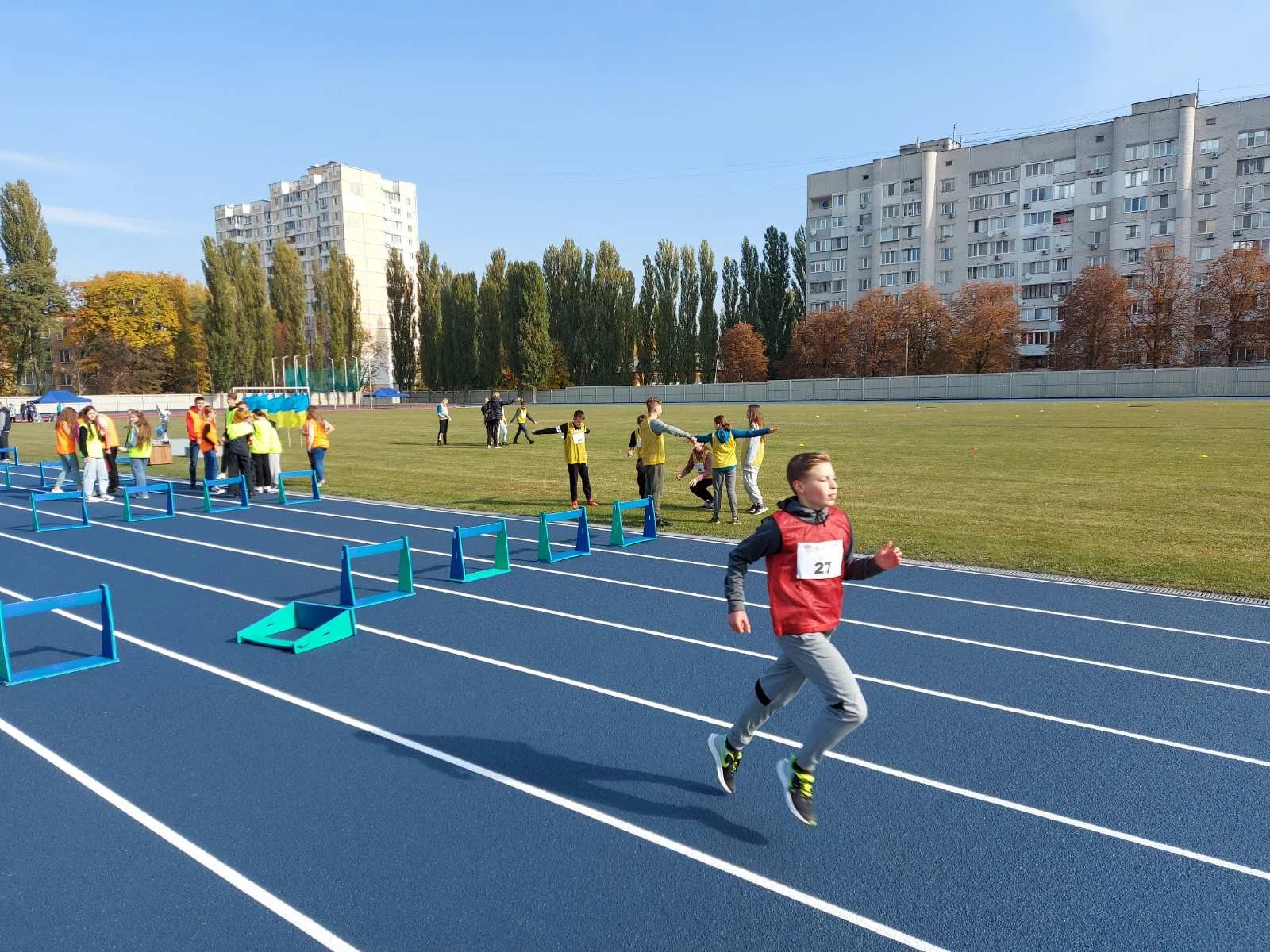 Наша команда брала участь у змаганнях із легкої атлетики