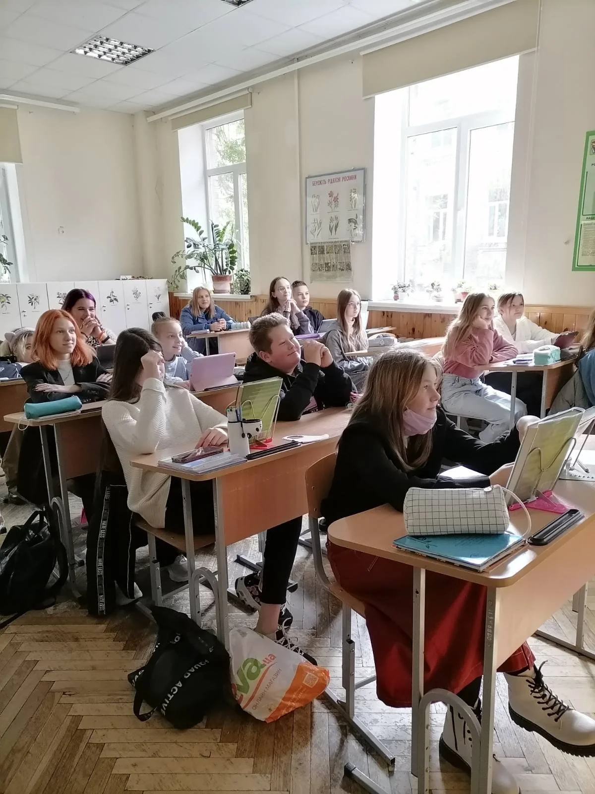 Декаду екологічних призентацій завершили