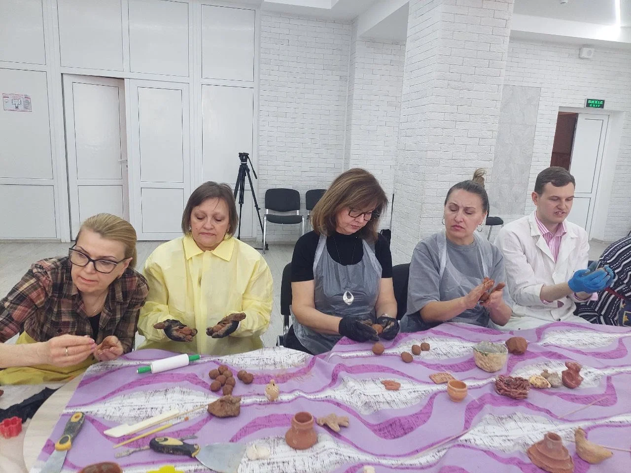 Незабутній майстер-клас із гончарства для педагогічних працівників Ліцею № 49 
