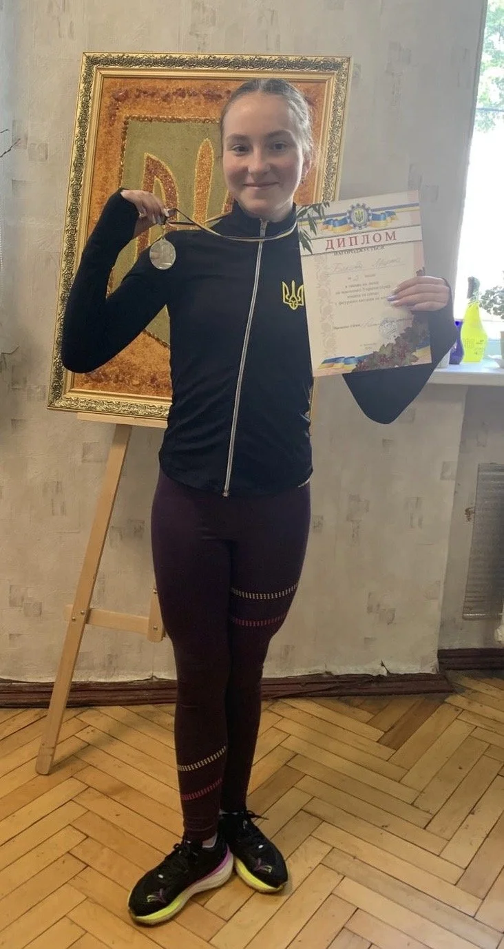 Вітаємо Бекову Марту — срібну призерку Чемпіонату України 2026 з фігурного катання 