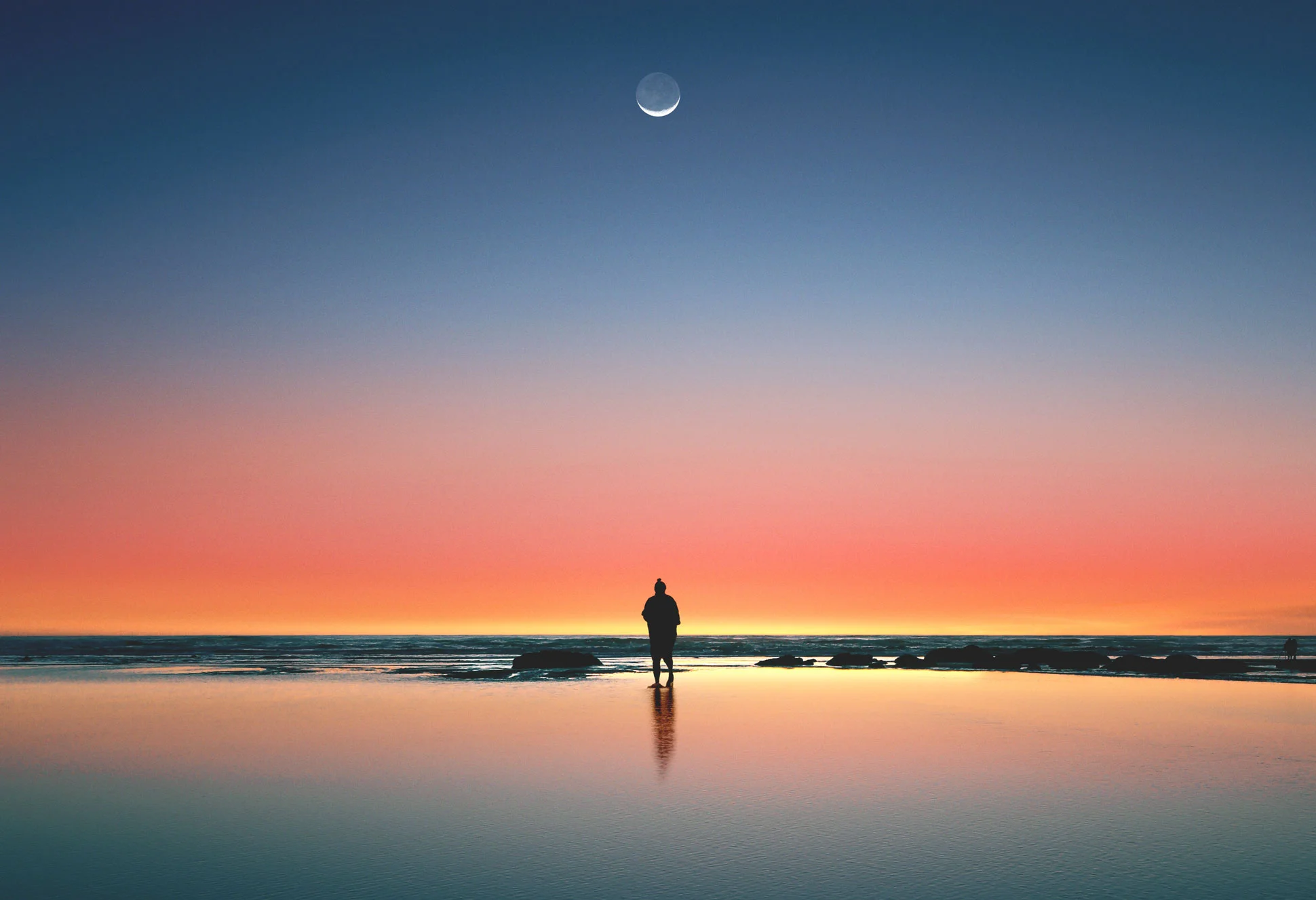 What-Sound-Does-The-Moon-Make.jpg
