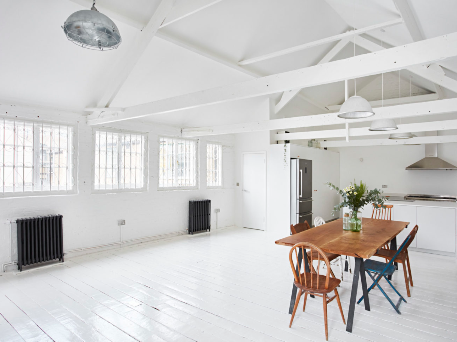 light and bright photography studio, light food photography studio, photography studio with kitchen, photography studio hire, photography studio near me, best food photography studio