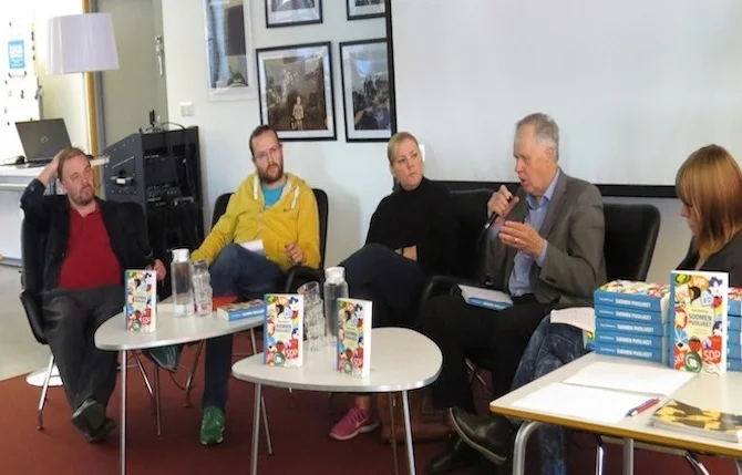 Puhujat vasemmalta oikealle: Rauli Mickelsson, Joonas Pekkonen, Taru Tujunen, Seppo Kääriäinen ja Hanna Kuusela.
