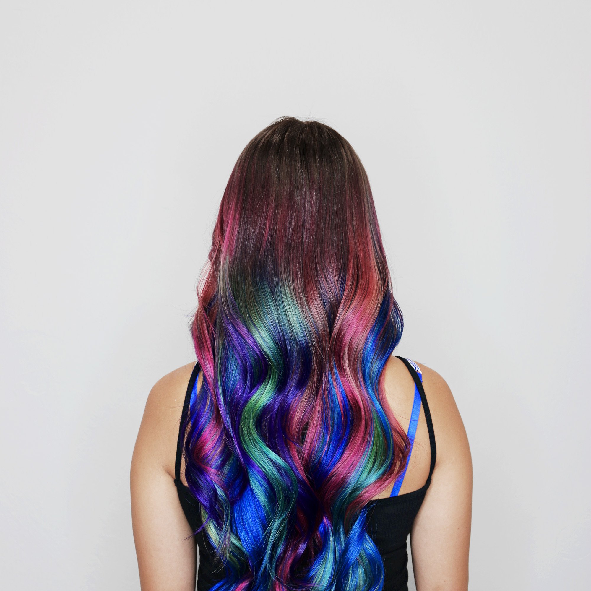 💫 This swirl&rsquo;s got all the Christmas magic.

Contact us via DM/WhatsApp for enquires &amp; appointment bookings!📲 #feelingtheimpulse