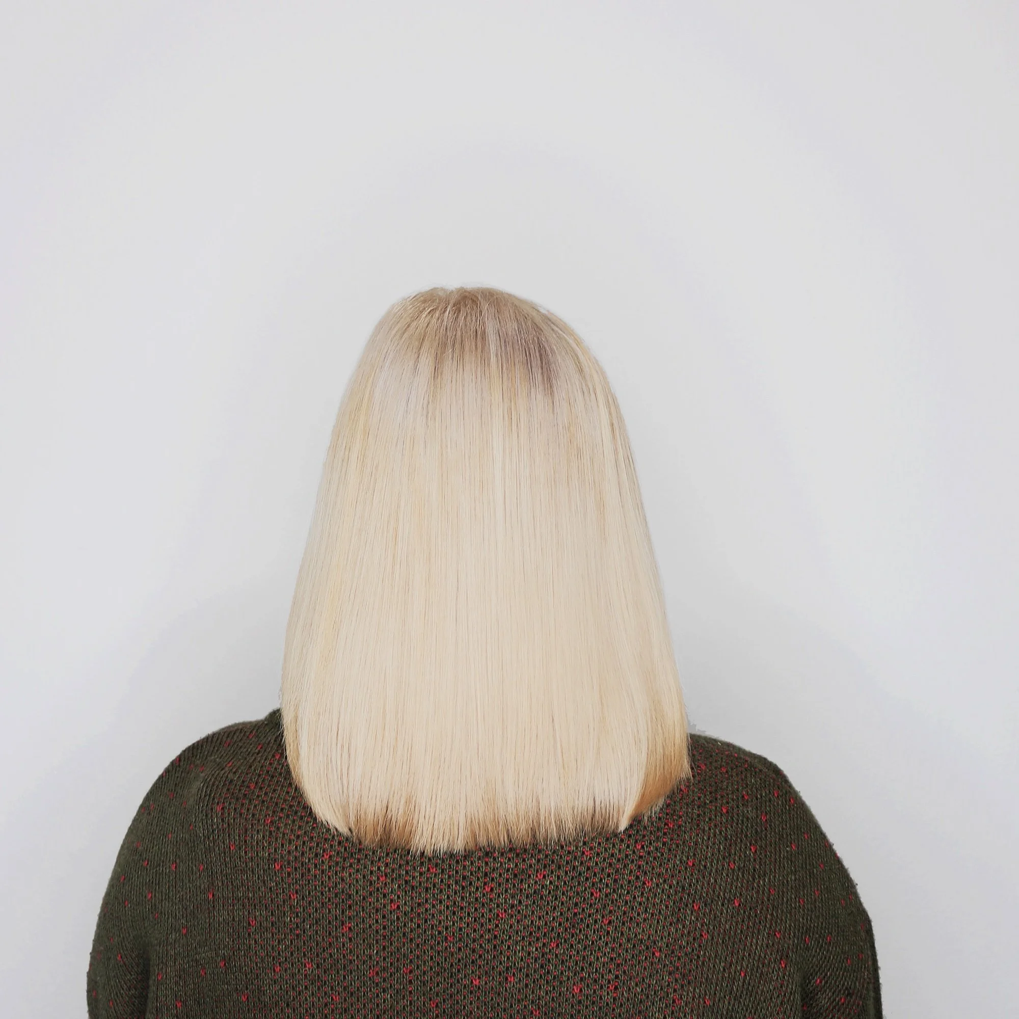 Smooth blunt cut in platinum blonde

Contact us via DM/WhatsApp for enquires &amp; appointment bookings!📲 #ambitionbyimpulse #feelingtheimpulse #happymothersday