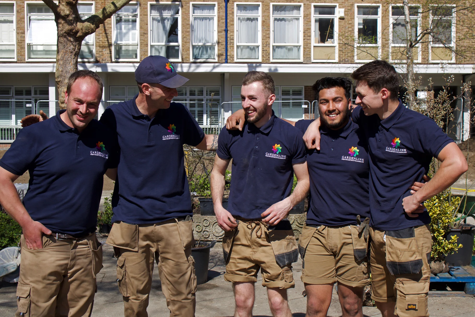 Construction-Planting-Team-02.jpg