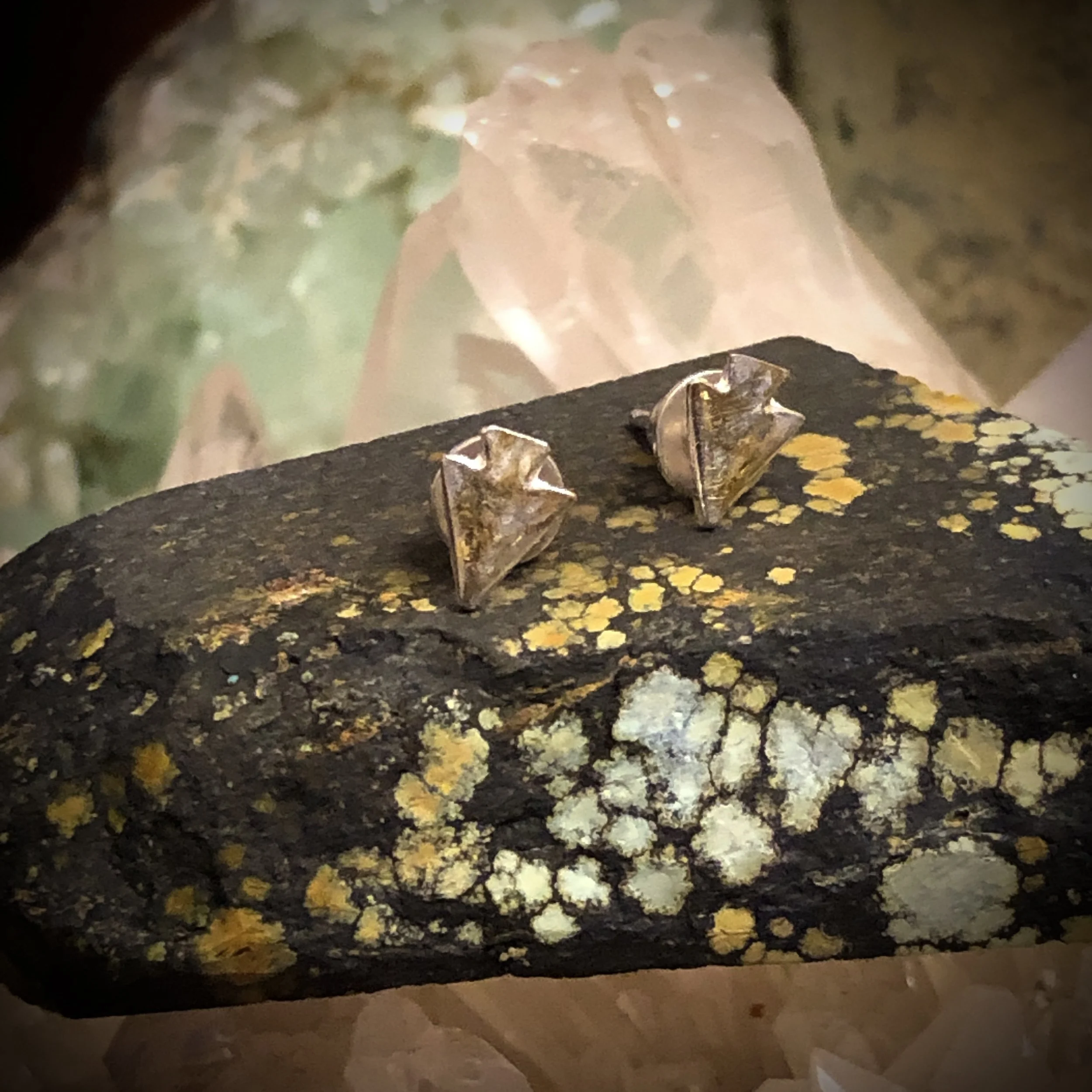 Golden arrow studs