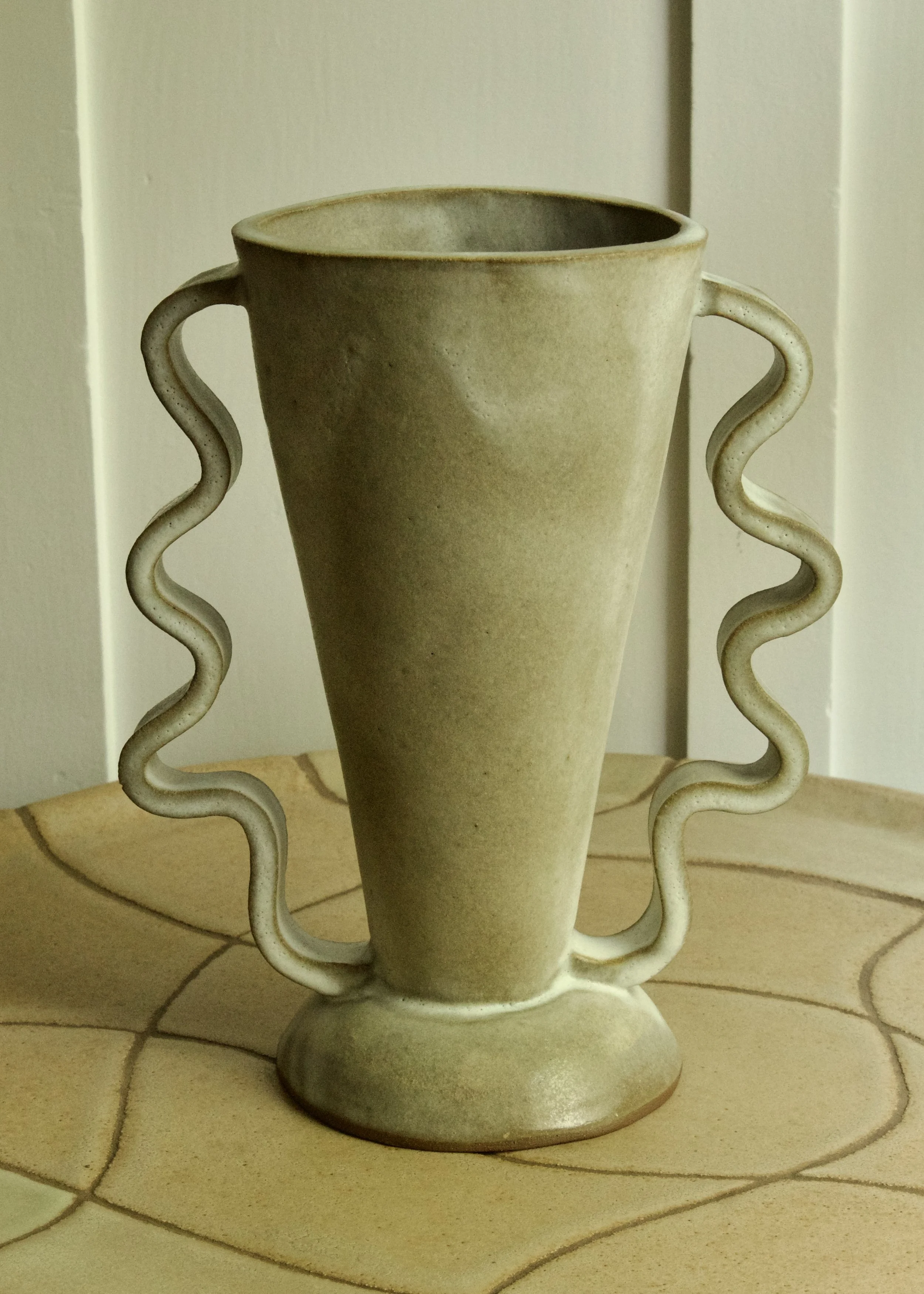 Frosted Flax Stretch Vase