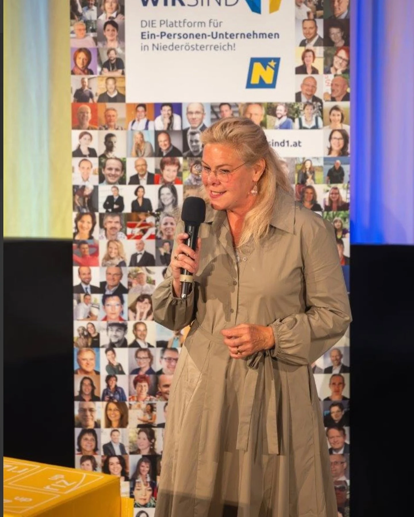 Was f&uuml;r ein tolles 10-Jahre-Jubil&auml;um von Wir sind 1 in Krems. Zusammen mit  &uuml;ber 100 Unternehmerinnen und Unternehmern durfte ich teilnehmen an einem gro&szlig;artigen Abend mit Netzwerkstimmung mit Johanna Miki-Leitner , Phillipp Made