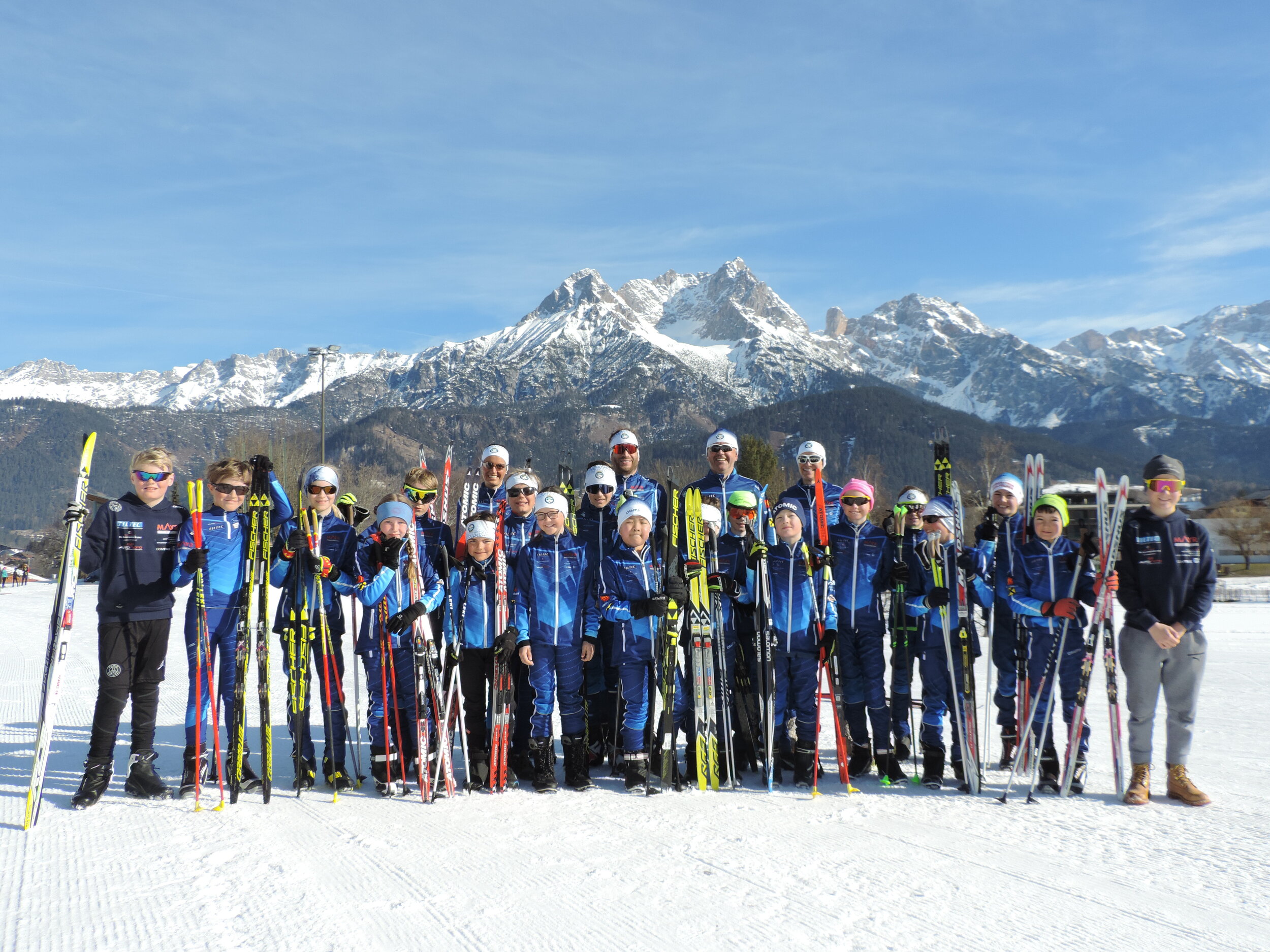  Unser Team Langlauf /Biathlon und ihre Trainer 